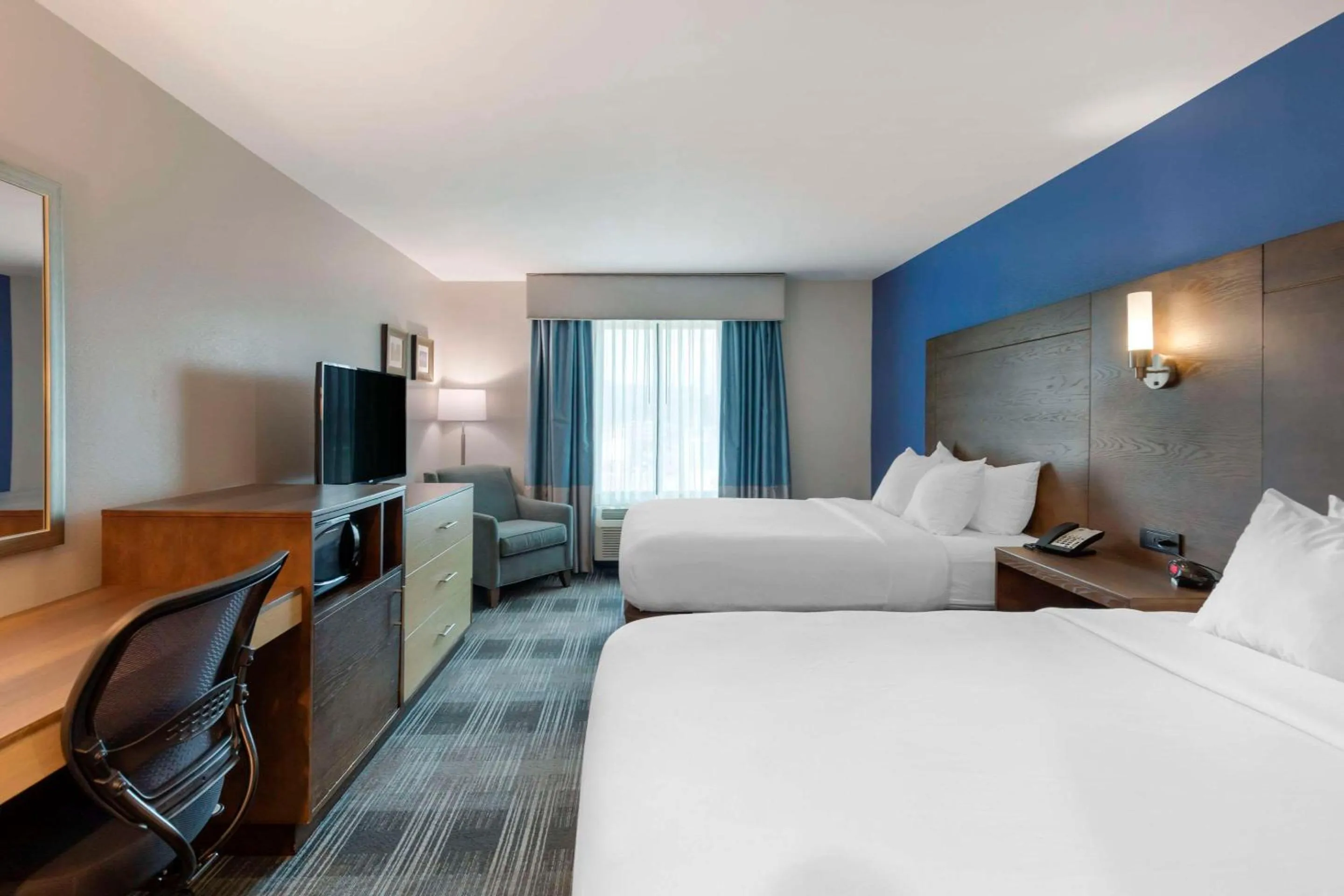 Bedroom, Bed in Comfort Inn & Suites East Ellijay