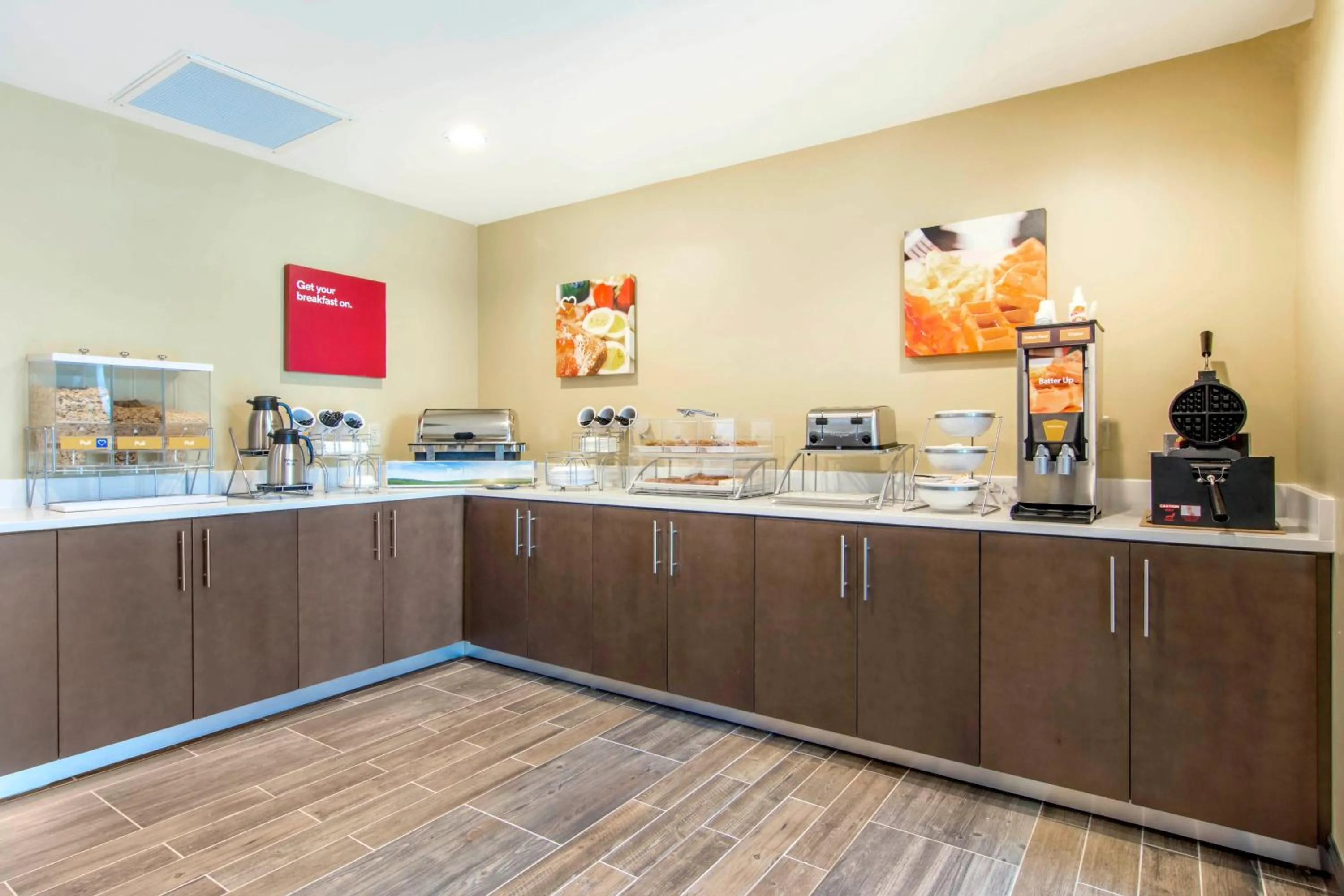 Breakfast in Comfort Inn & Suites East Ellijay