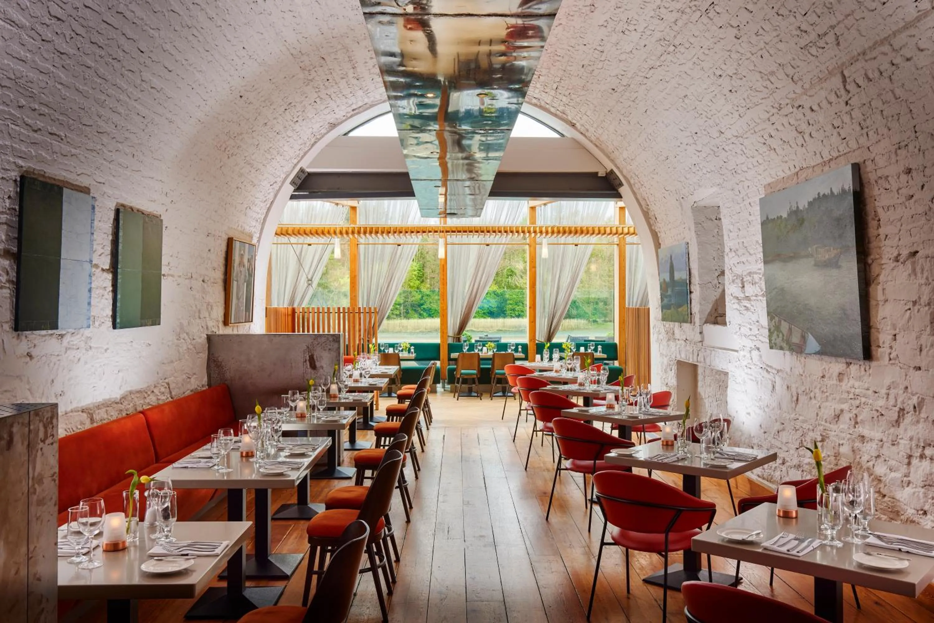 Ice House Hotel