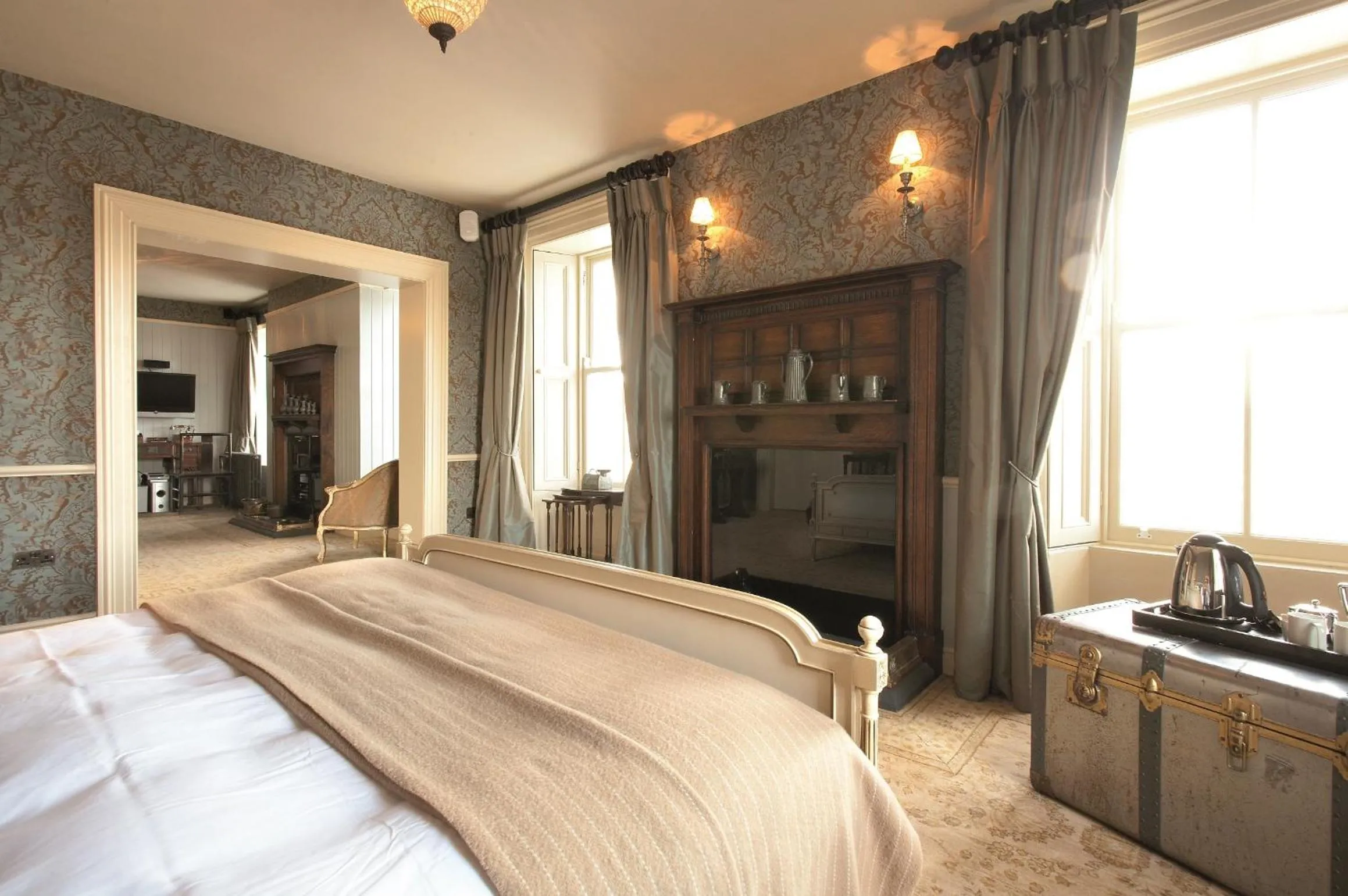 Bedroom, Bed in Ice House Hotel