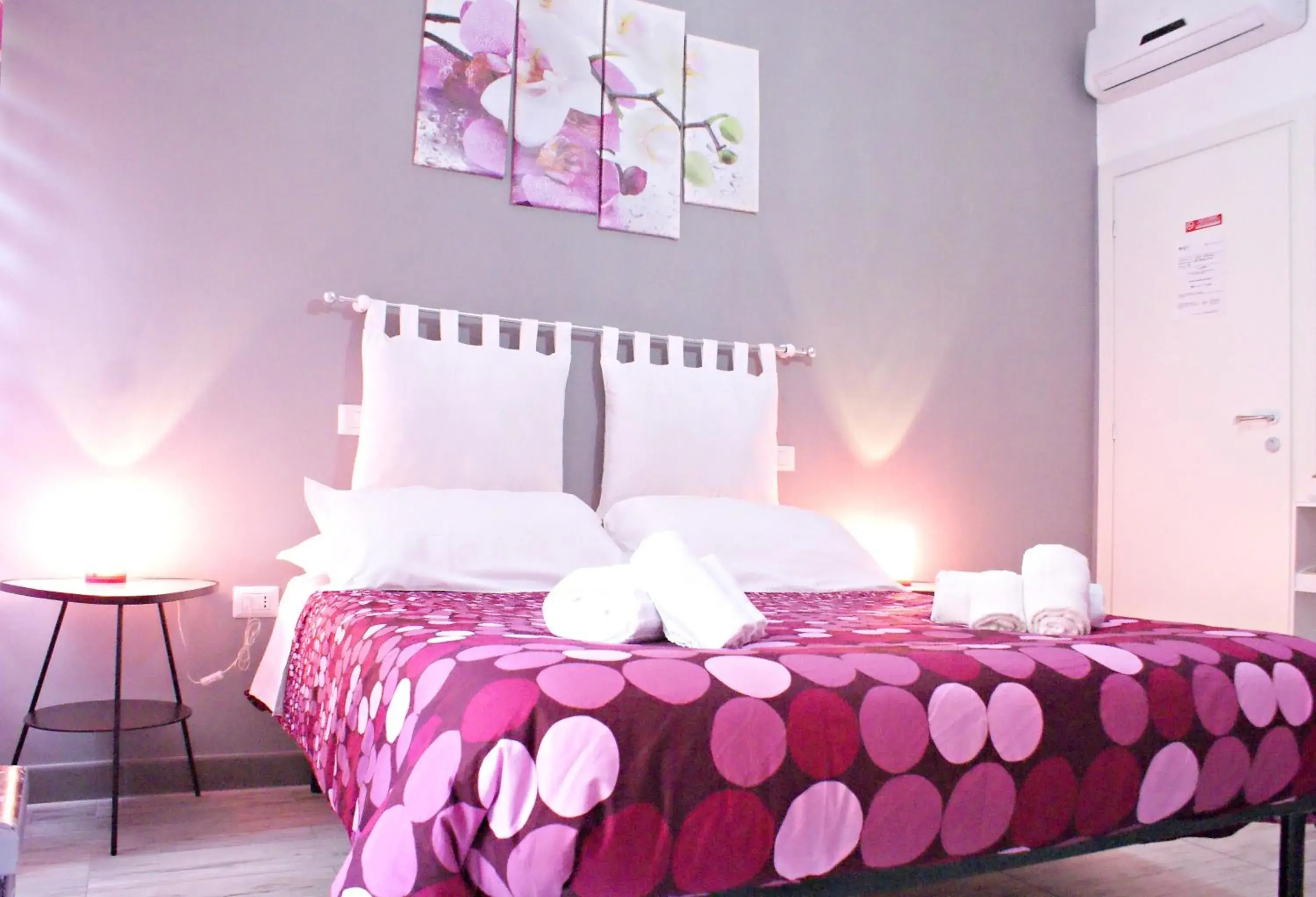Double Room with Private Bathroom in Like Family House Double Room with Private Bathroom in Like Family House