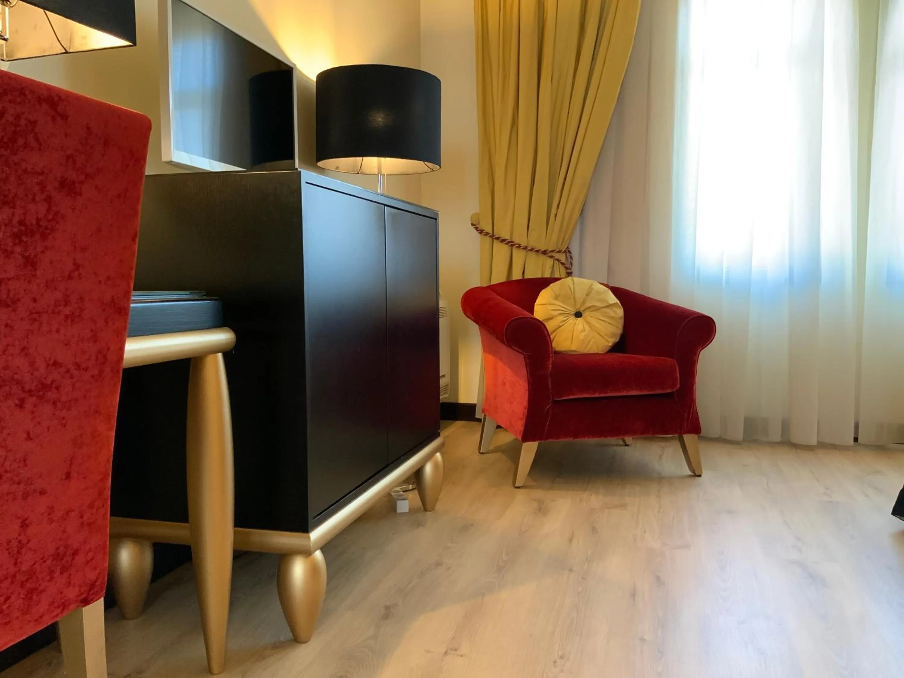 Bedroom in Veneza Hotel