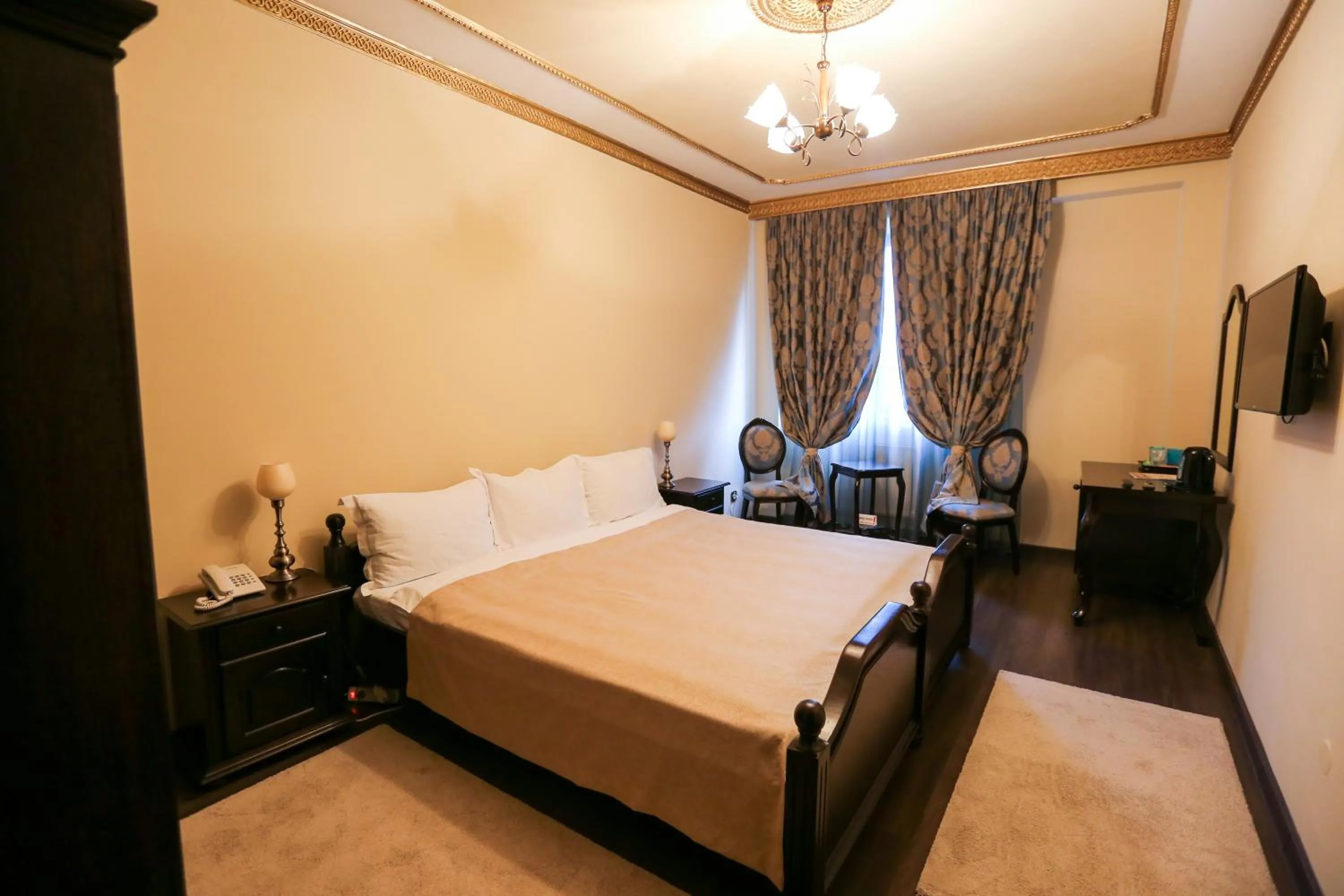 Photo of the whole room, Bed in Hotel Kreta