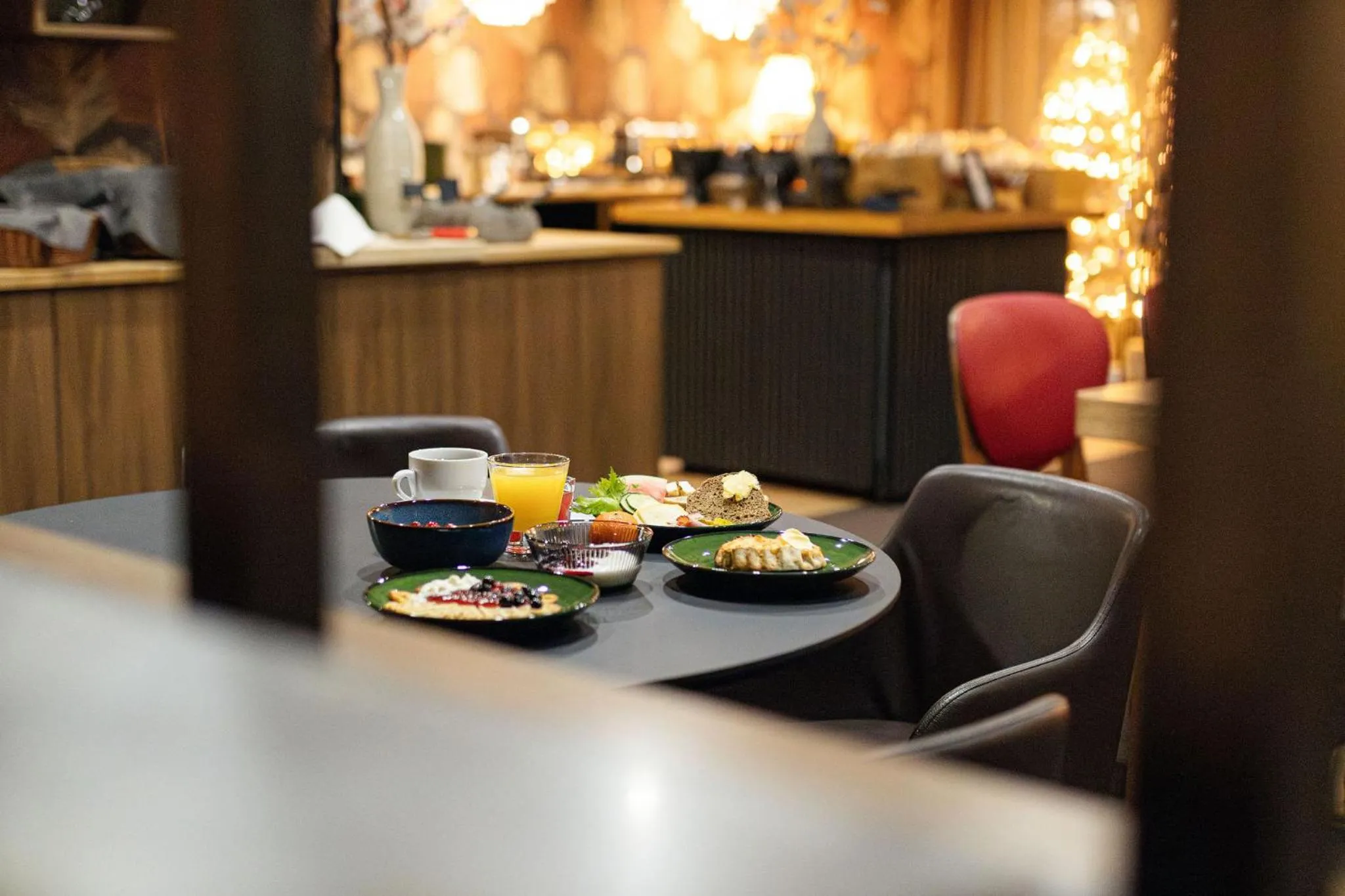 Breakfast in Samantta Hotel & Restaurant