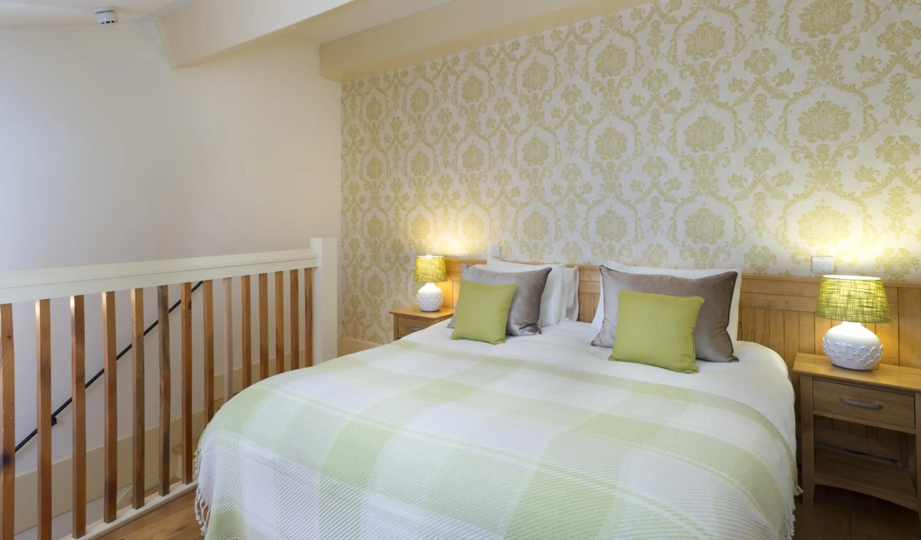 Bedroom, Bed in Delphi Resort Hotel & Spa