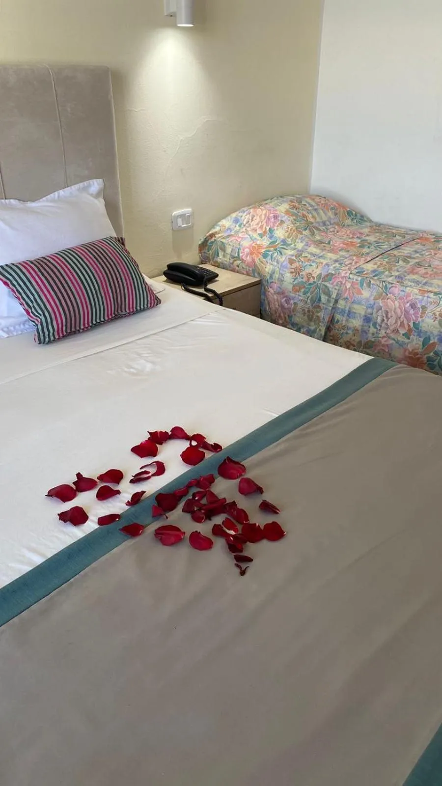 Bed in Hotel Mezri