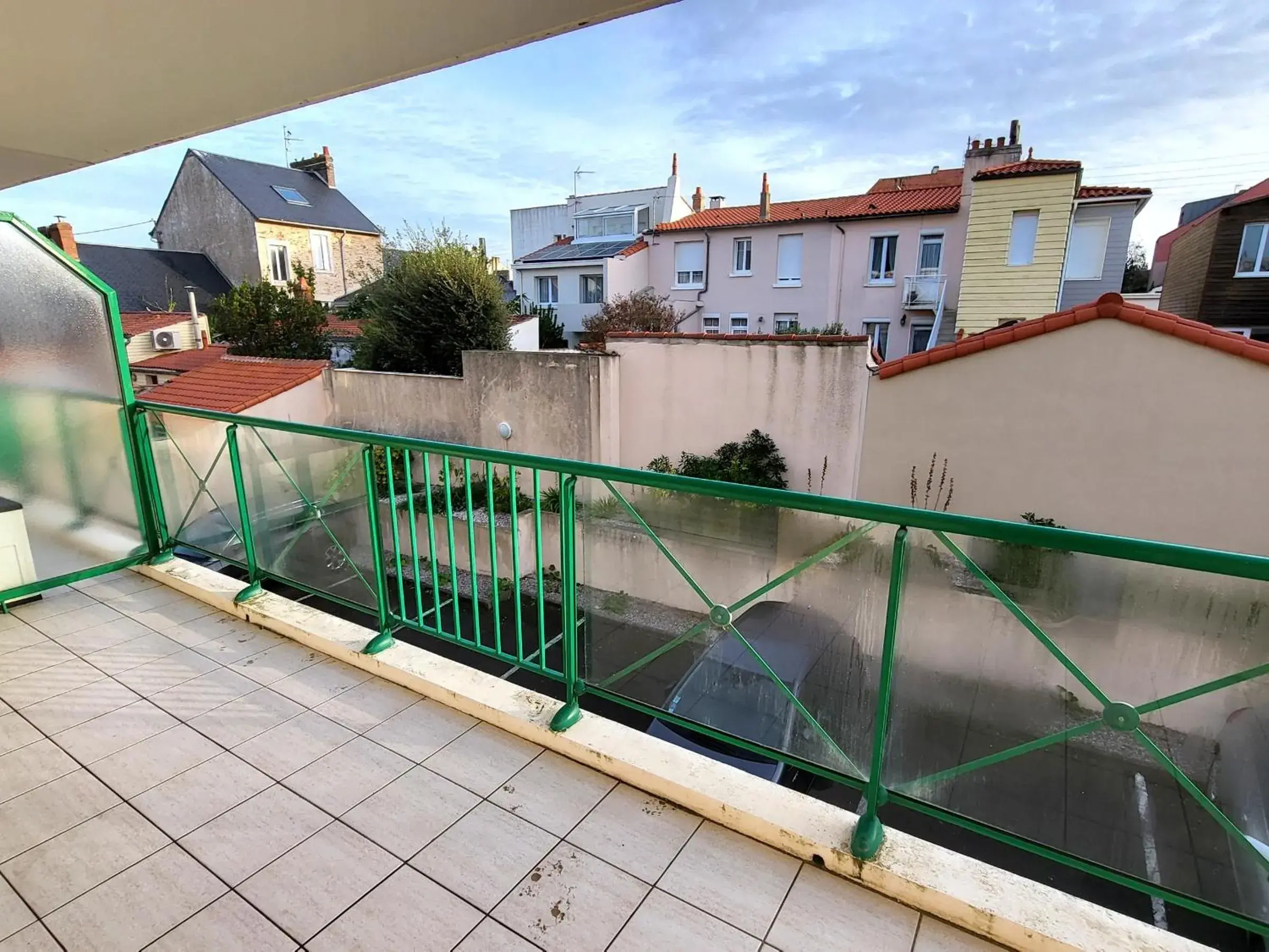 Appartement T2 : grande terrasse équipée, parking, à 200m de la mer et 400m de la plage - FR-1-92-735 Appartement T2 : grande terrasse équipée, parking, à 200m de la mer et 400m de la plage - FR-1-92-735