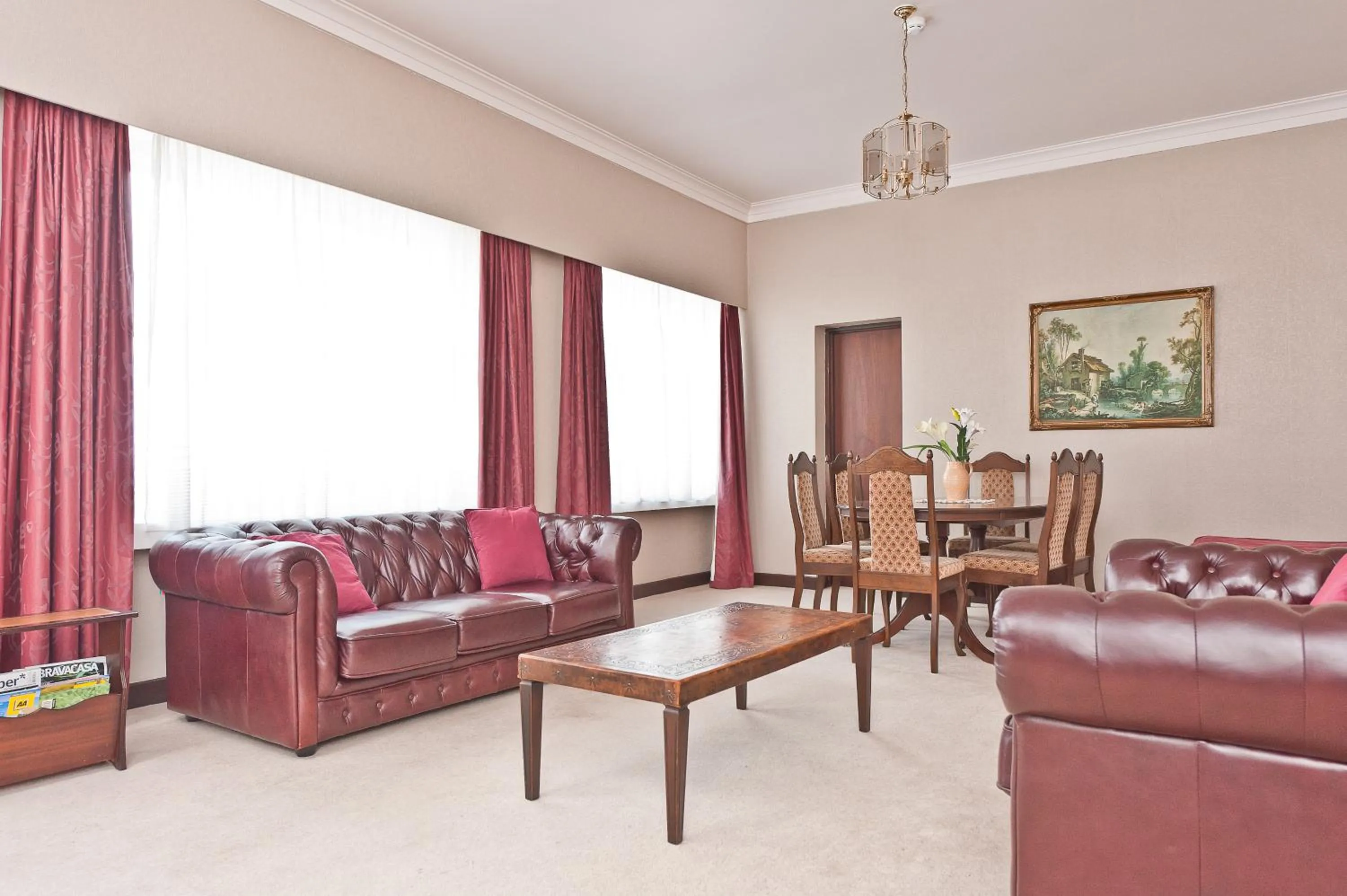 Photo of the whole room in The Grand Hotel Wanganui