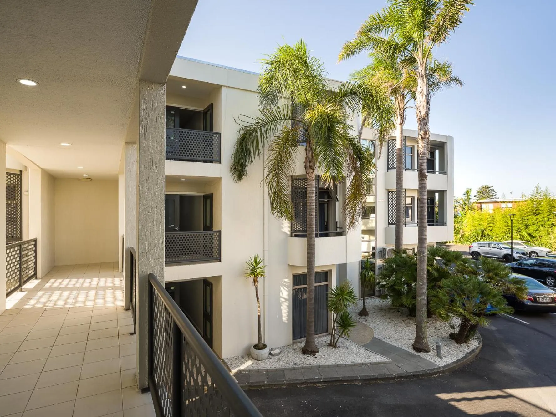 Property building in Carnmore Hotel Takapuna