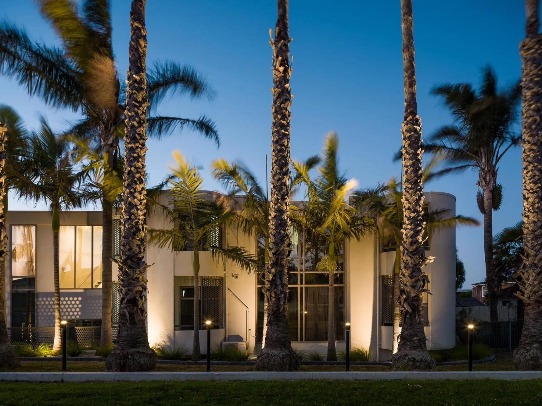 Sunset in Carnmore Hotel Takapuna