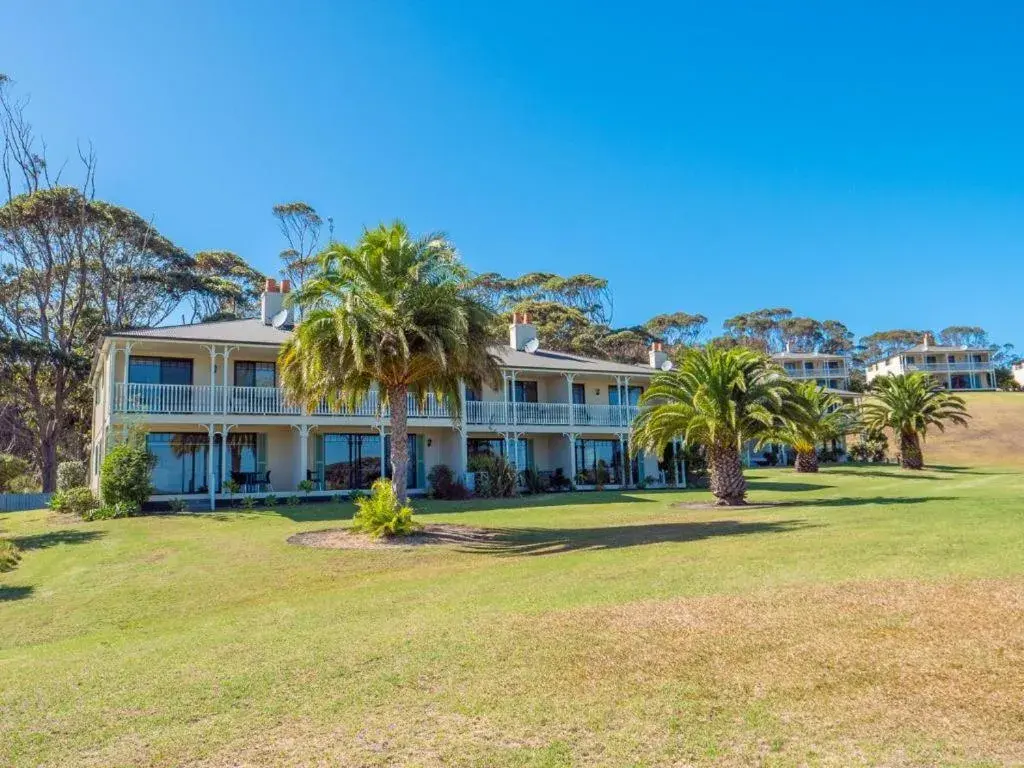 Property building in Carrington Estate Property building in Carrington Estate