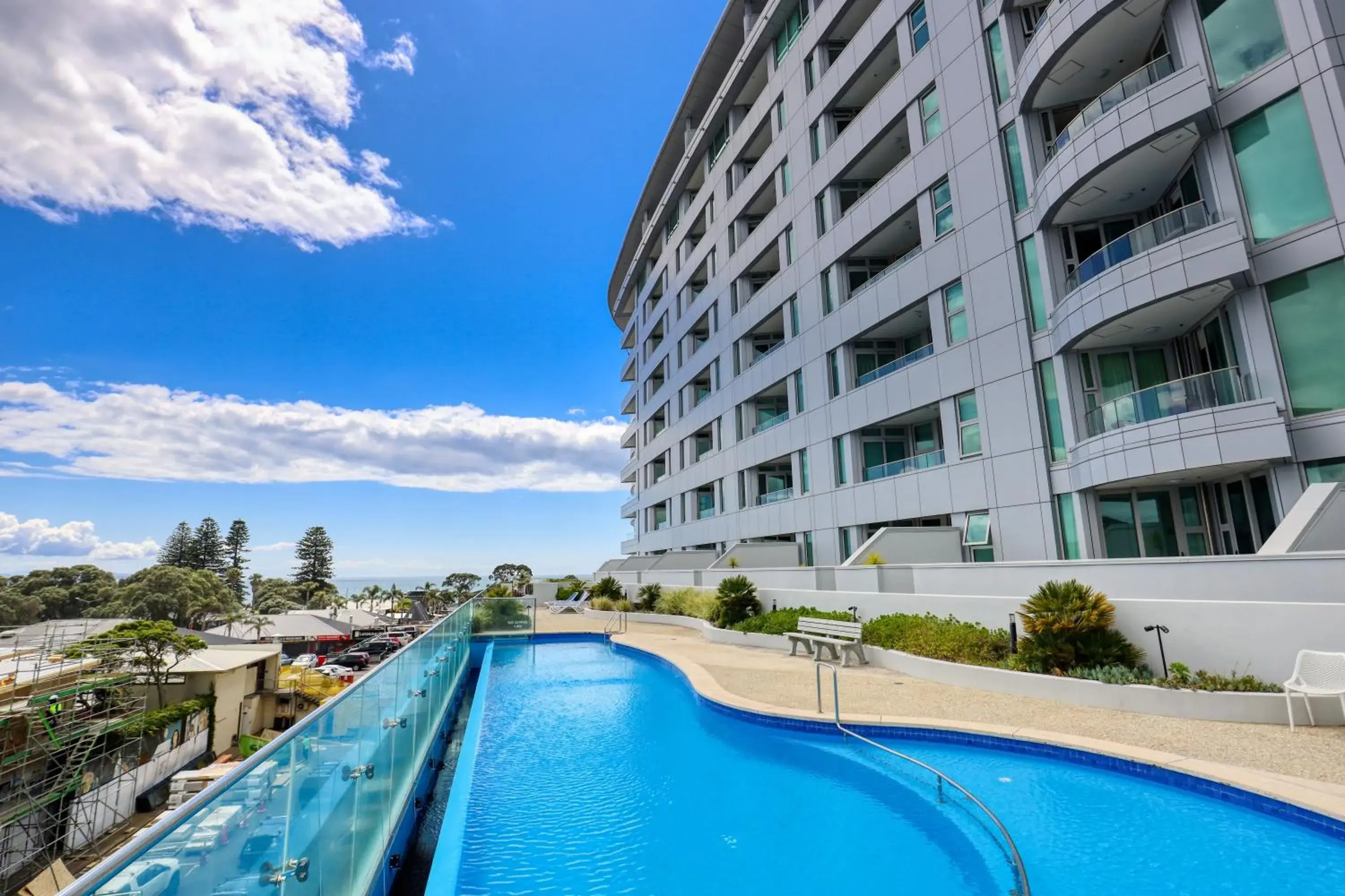 Property building in Marsden Suites Nautilus Orewa Property building in Marsden Suites Nautilus Orewa