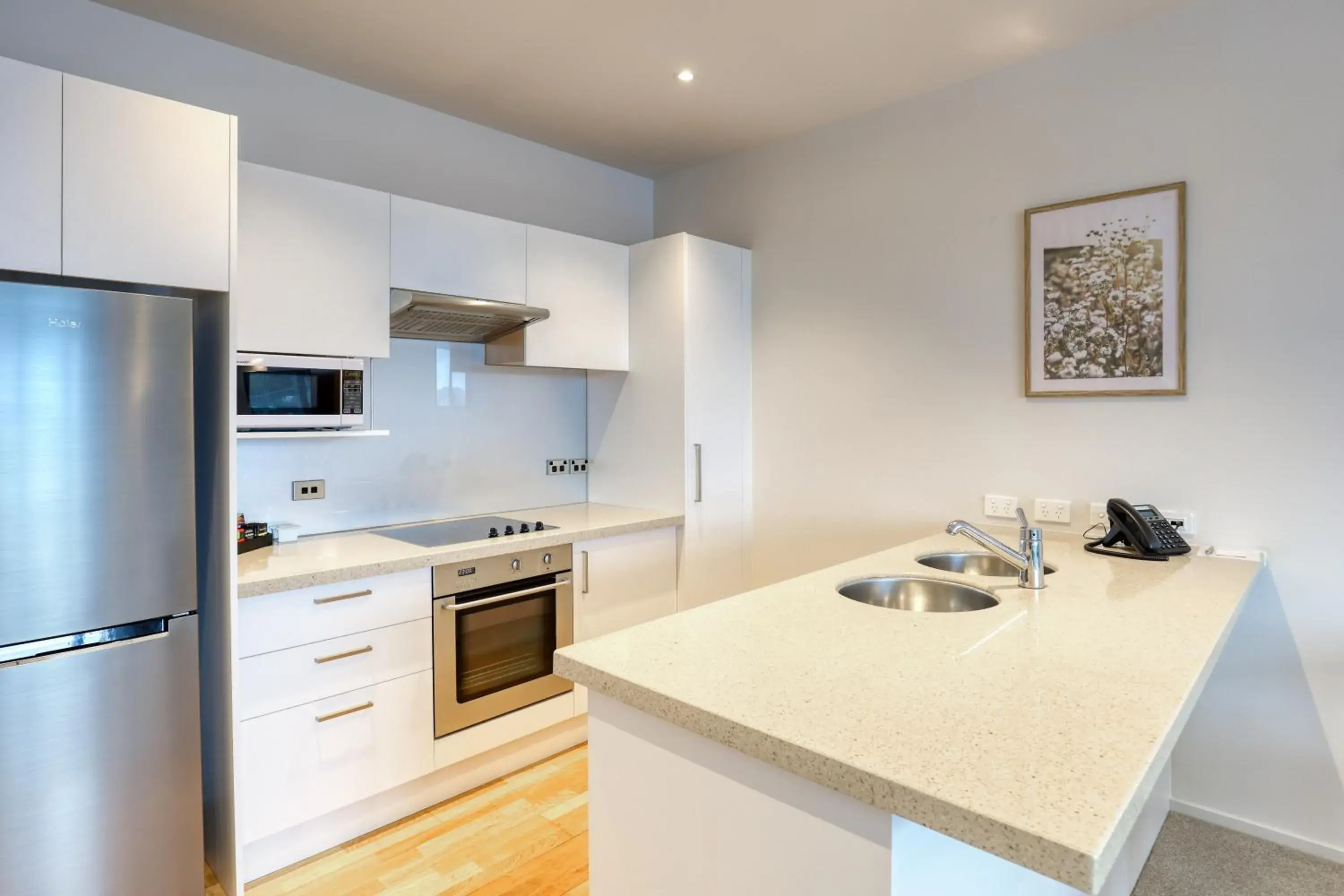 kitchen in Marsden Suites Nautilus Orewa kitchen in Marsden Suites Nautilus Orewa