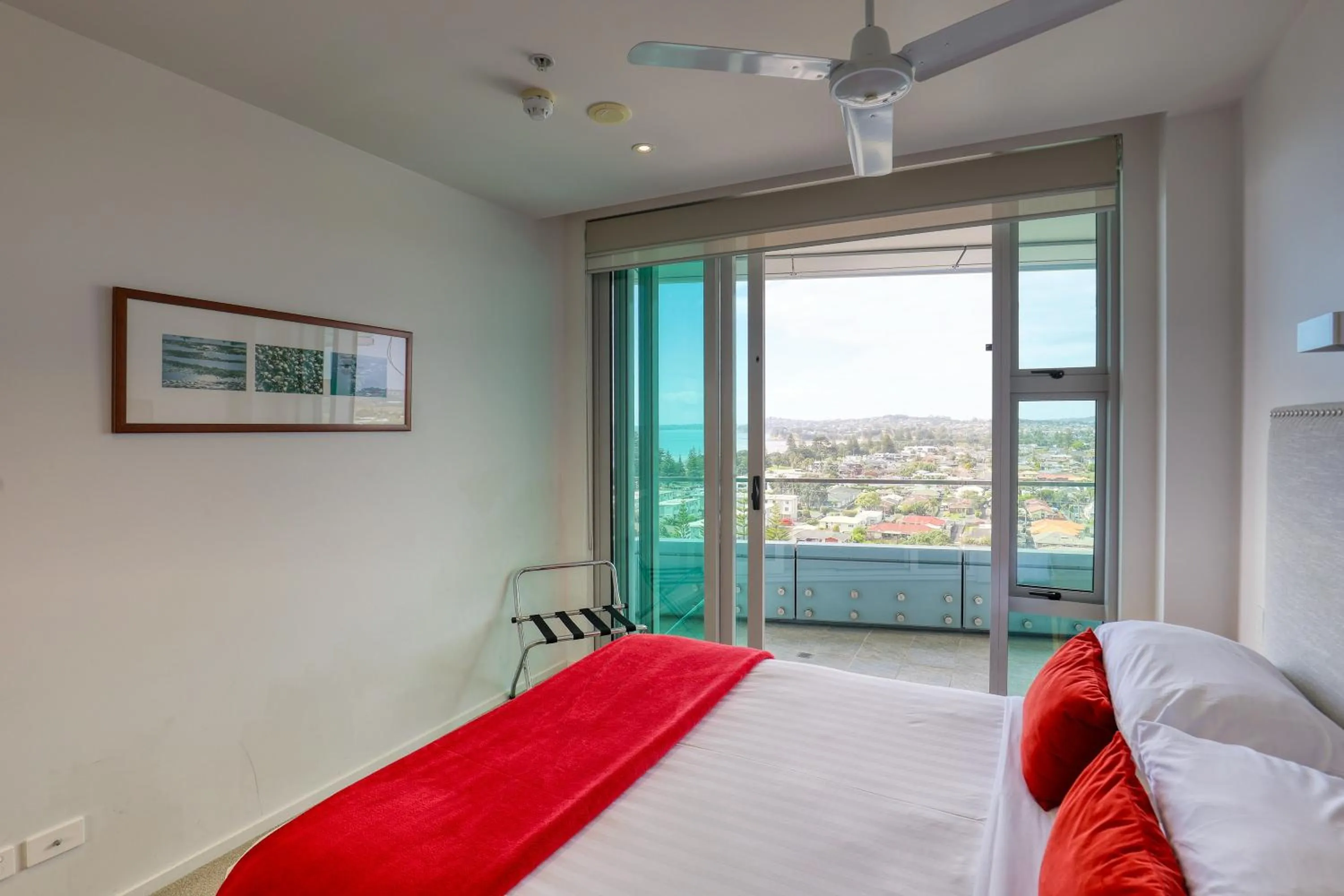 Bed in Marsden Suites Nautilus Orewa