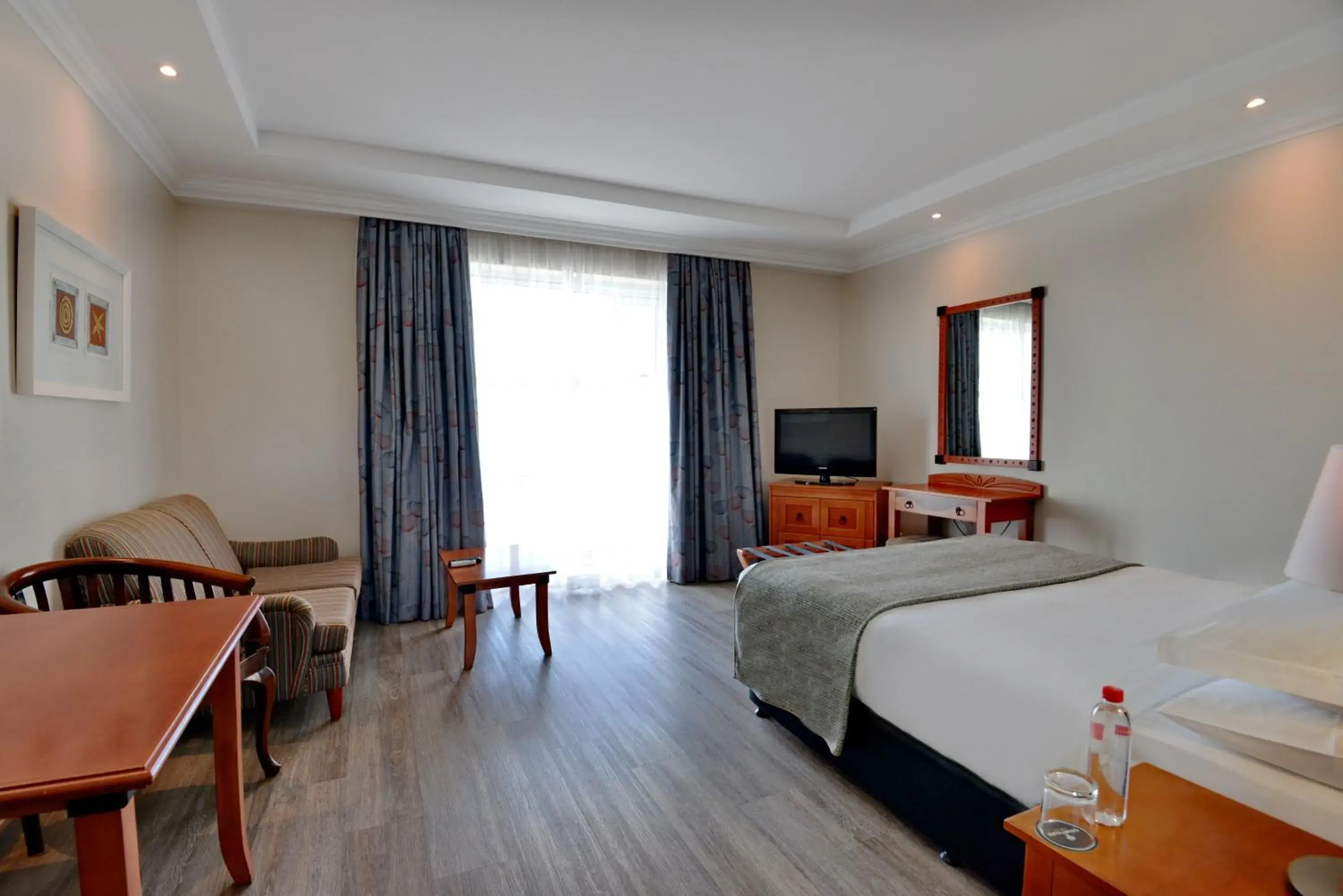 Bedroom, Bed in Courtyard Hotel Gqeberha Bedroom, Bed in Courtyard Hotel Gqeberha