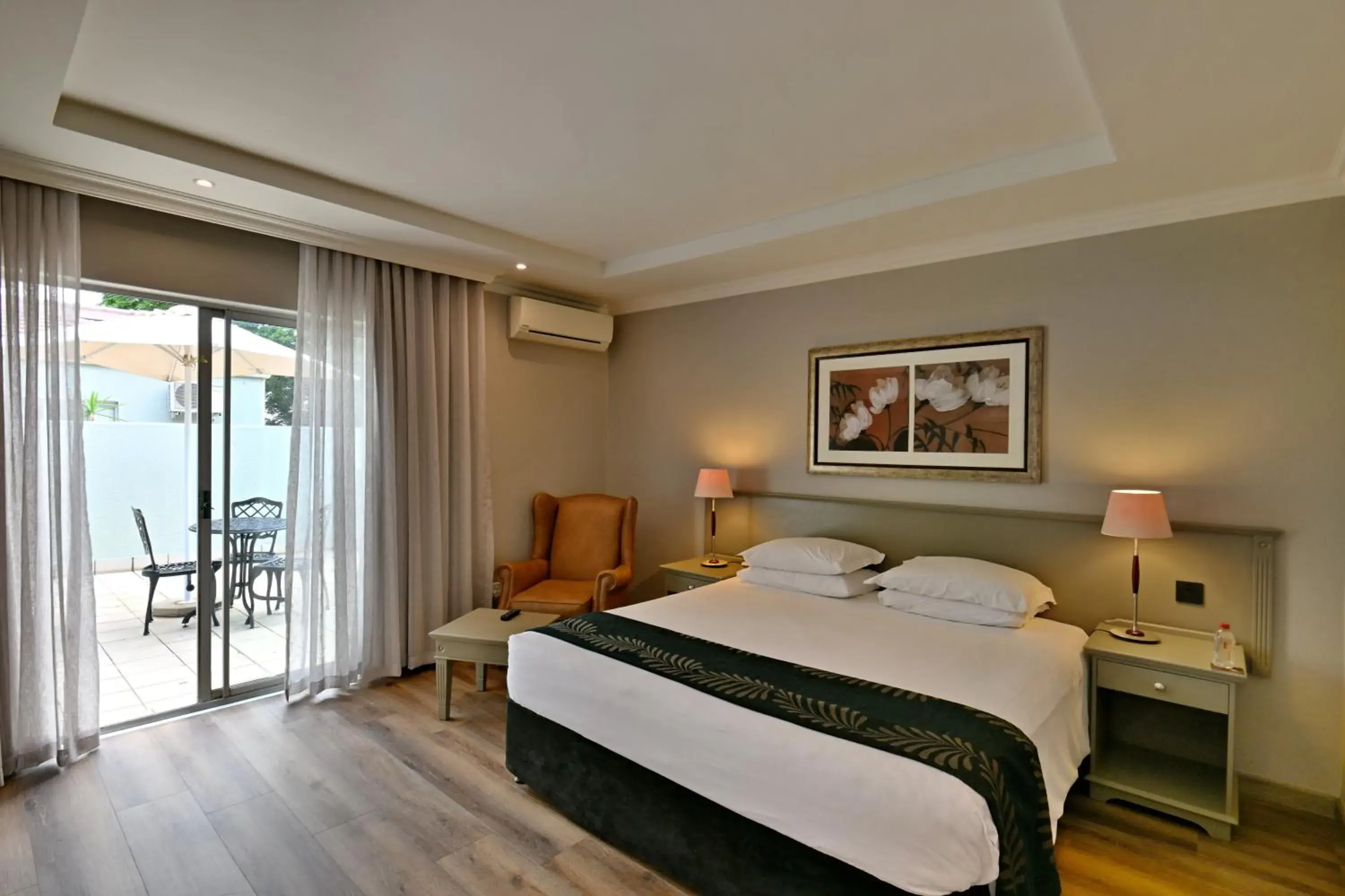 Bed in Courtyard Hotel Sandton Bed in Courtyard Hotel Sandton