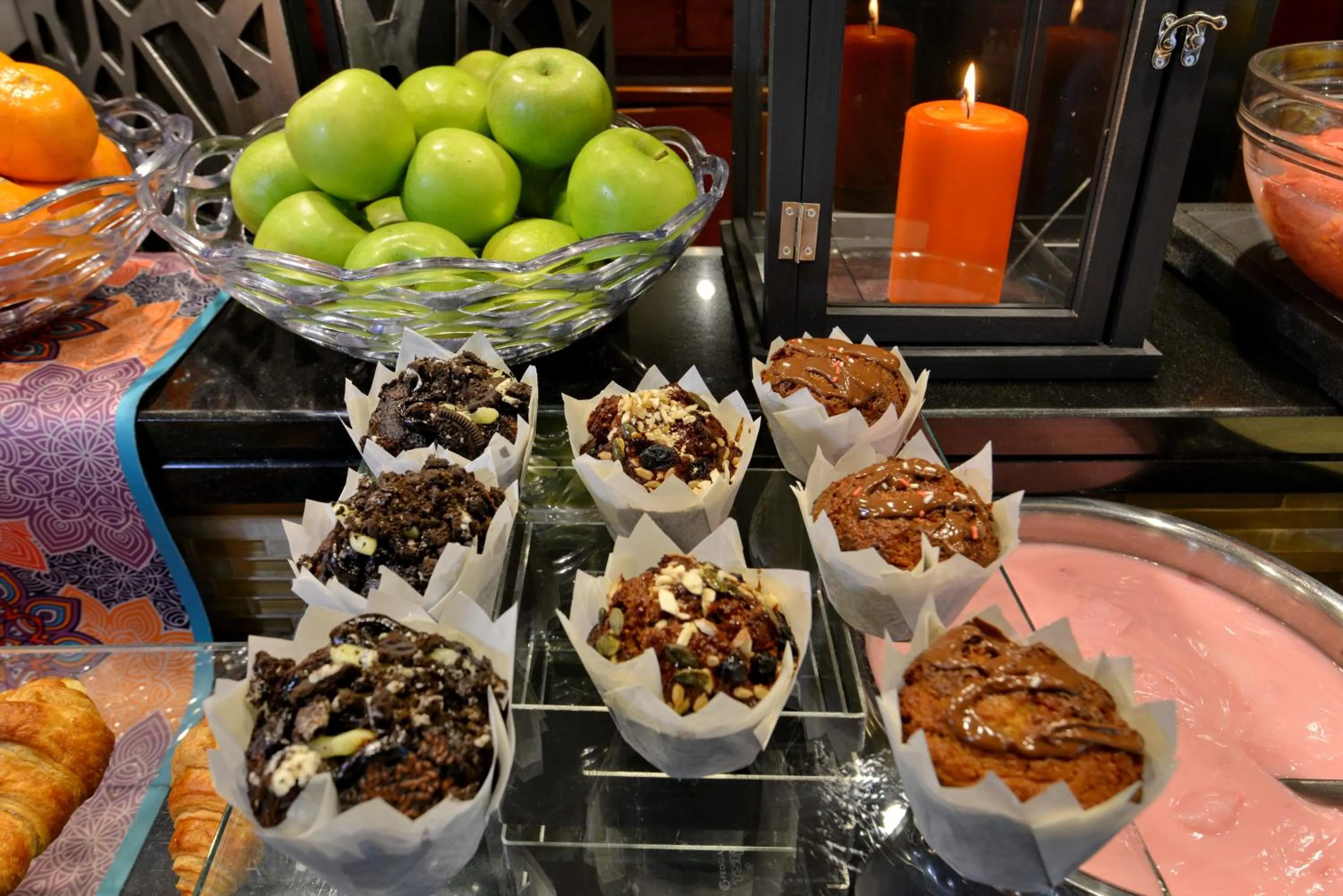 Buffet breakfast in City Lodge Hotel Johannesburg Airport, Barbara Road