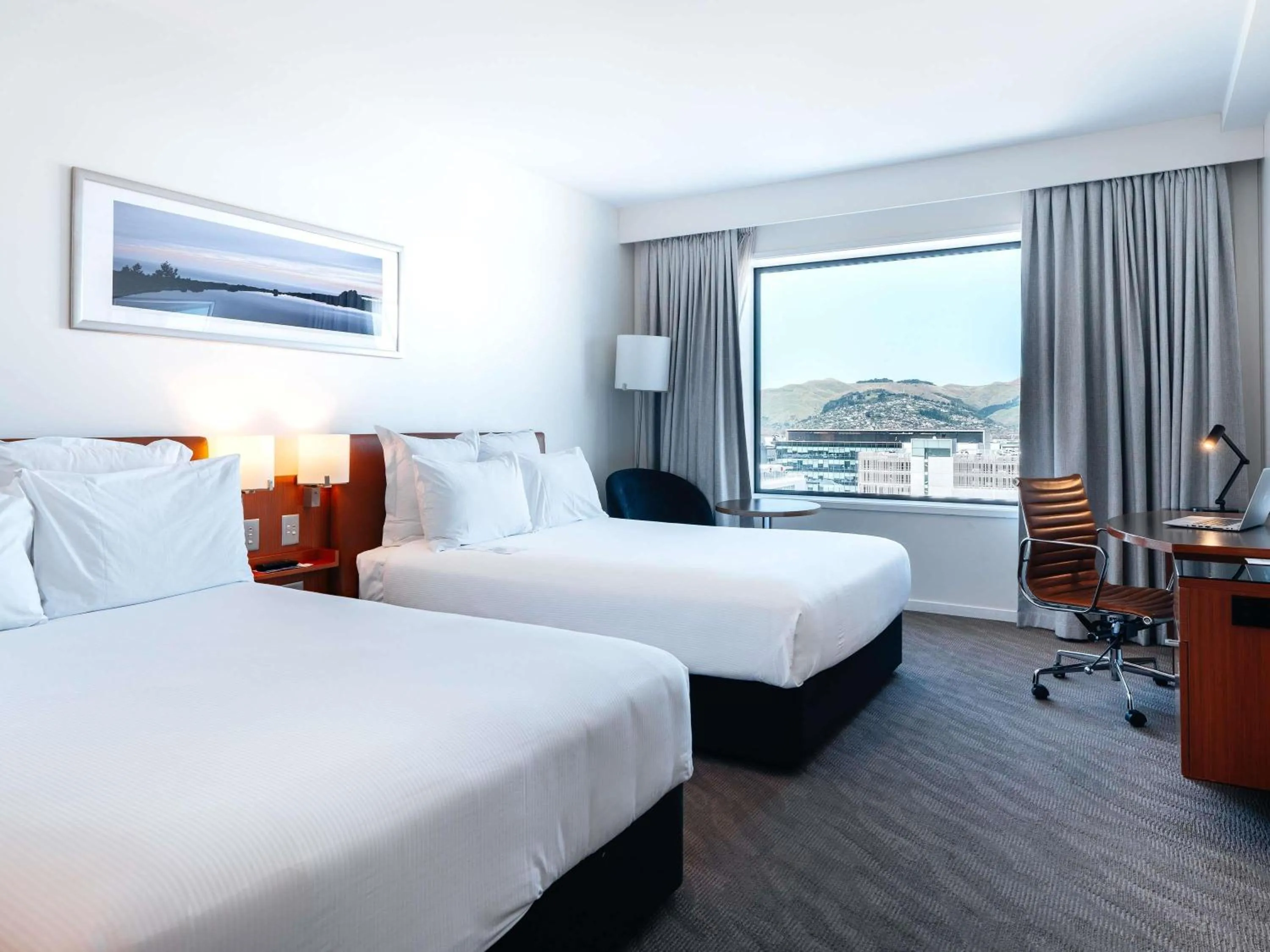 Bedroom, Bed in Novotel Christchurch Cathedral Square