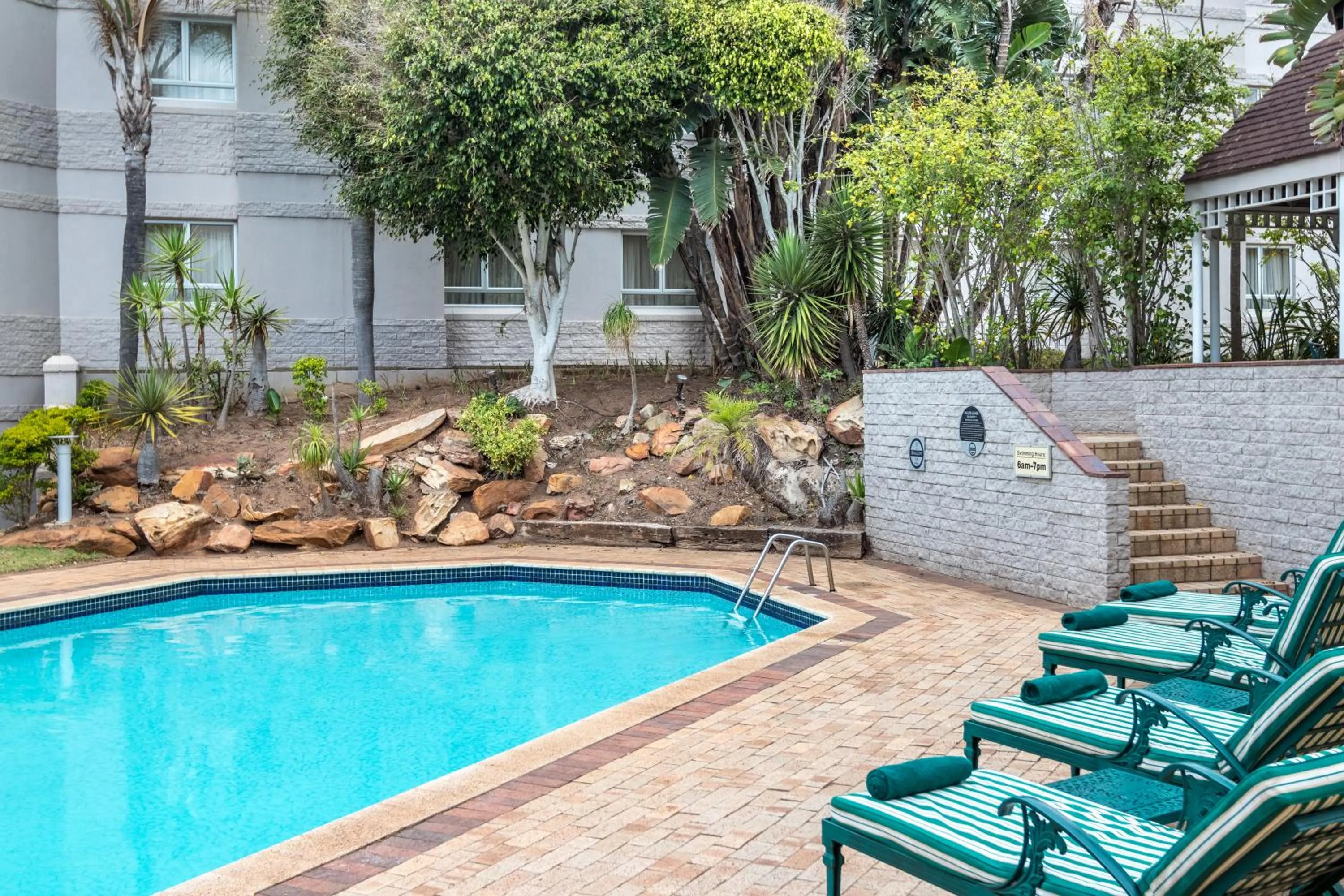 Swimming pool in City Lodge Hotel Gqeberha