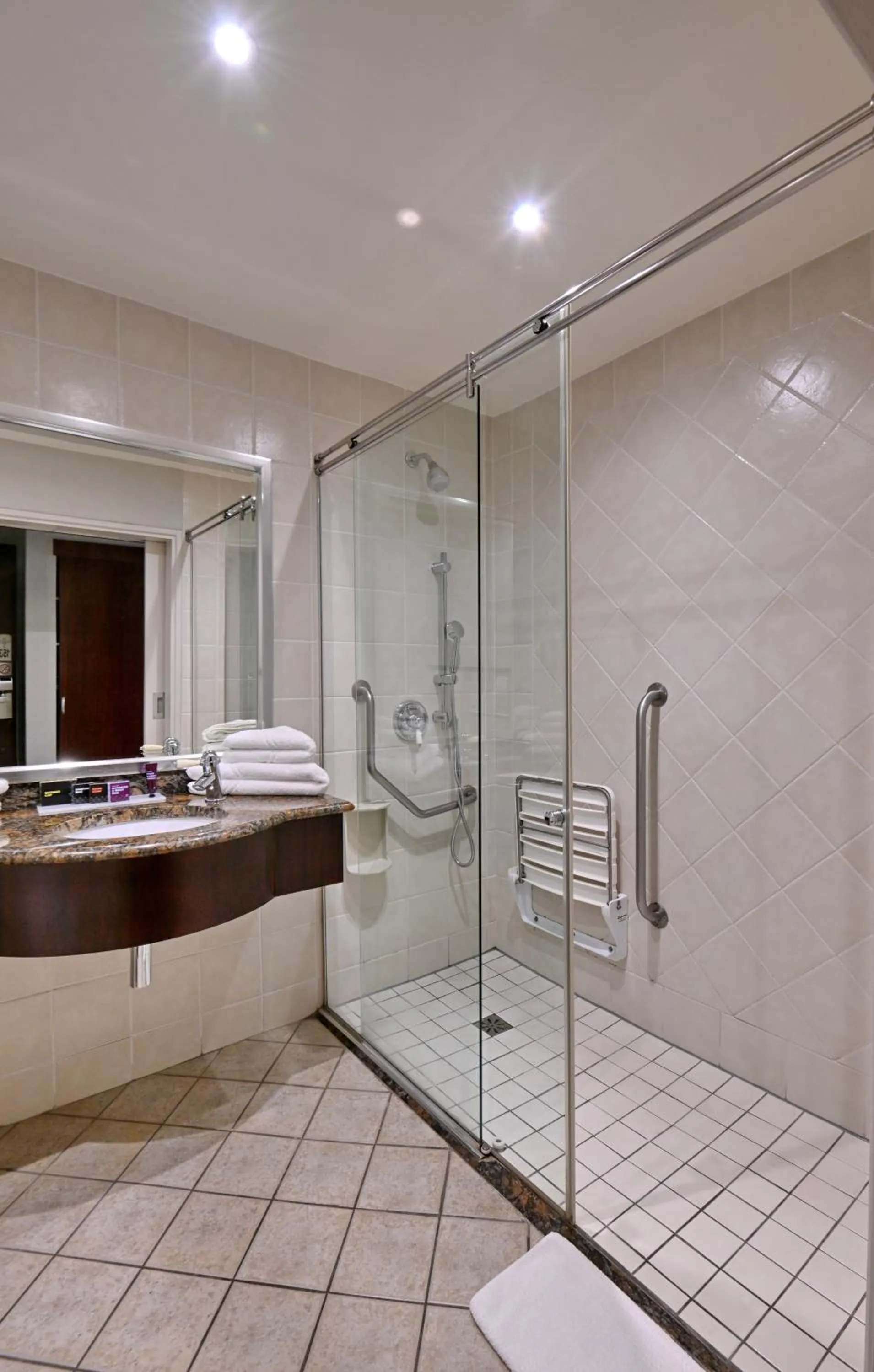 Shower in City Lodge Hotel Sandton, Morningside