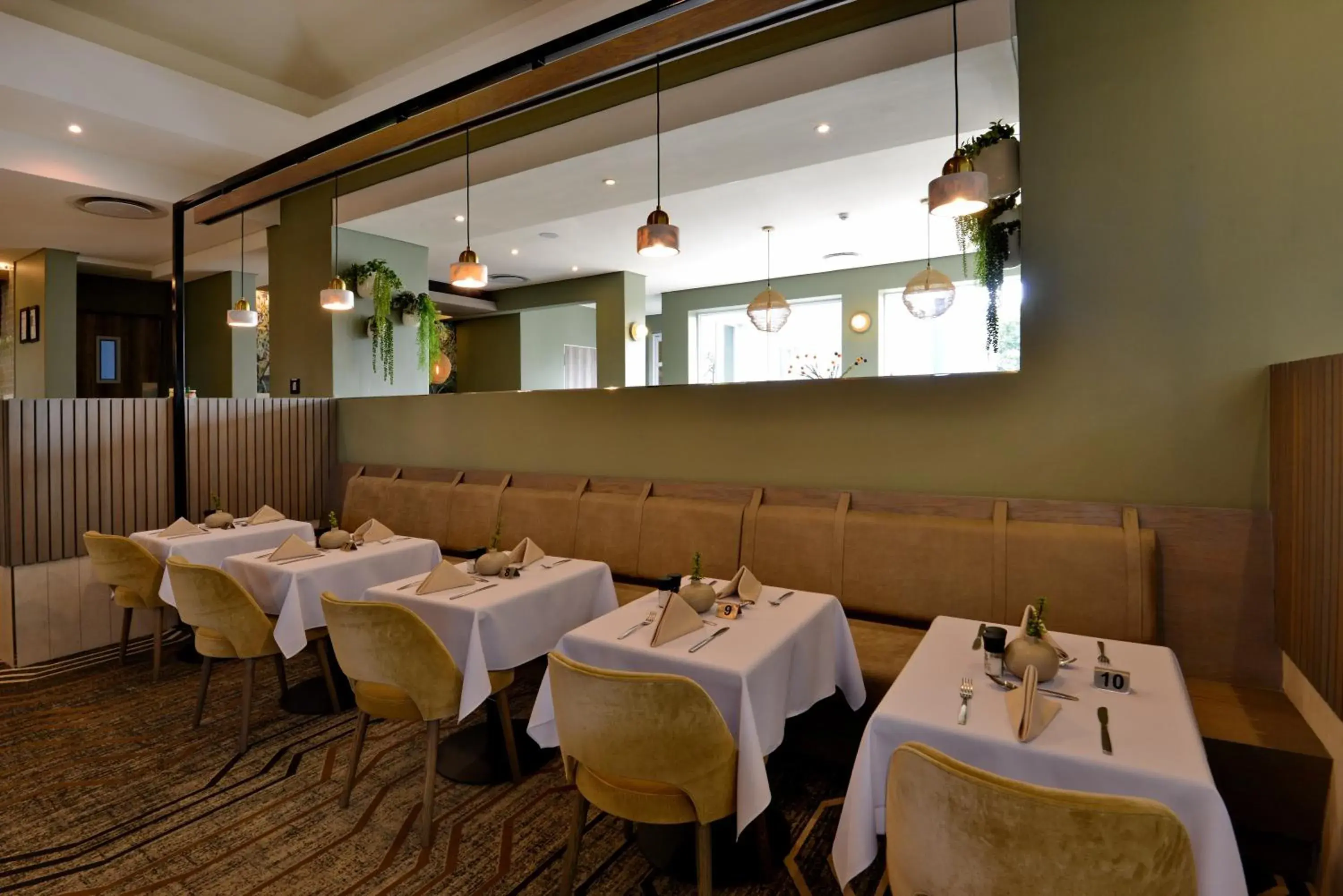 Restaurant/places to eat in Town Lodge Bellville Restaurant/places to eat in Town Lodge Bellville