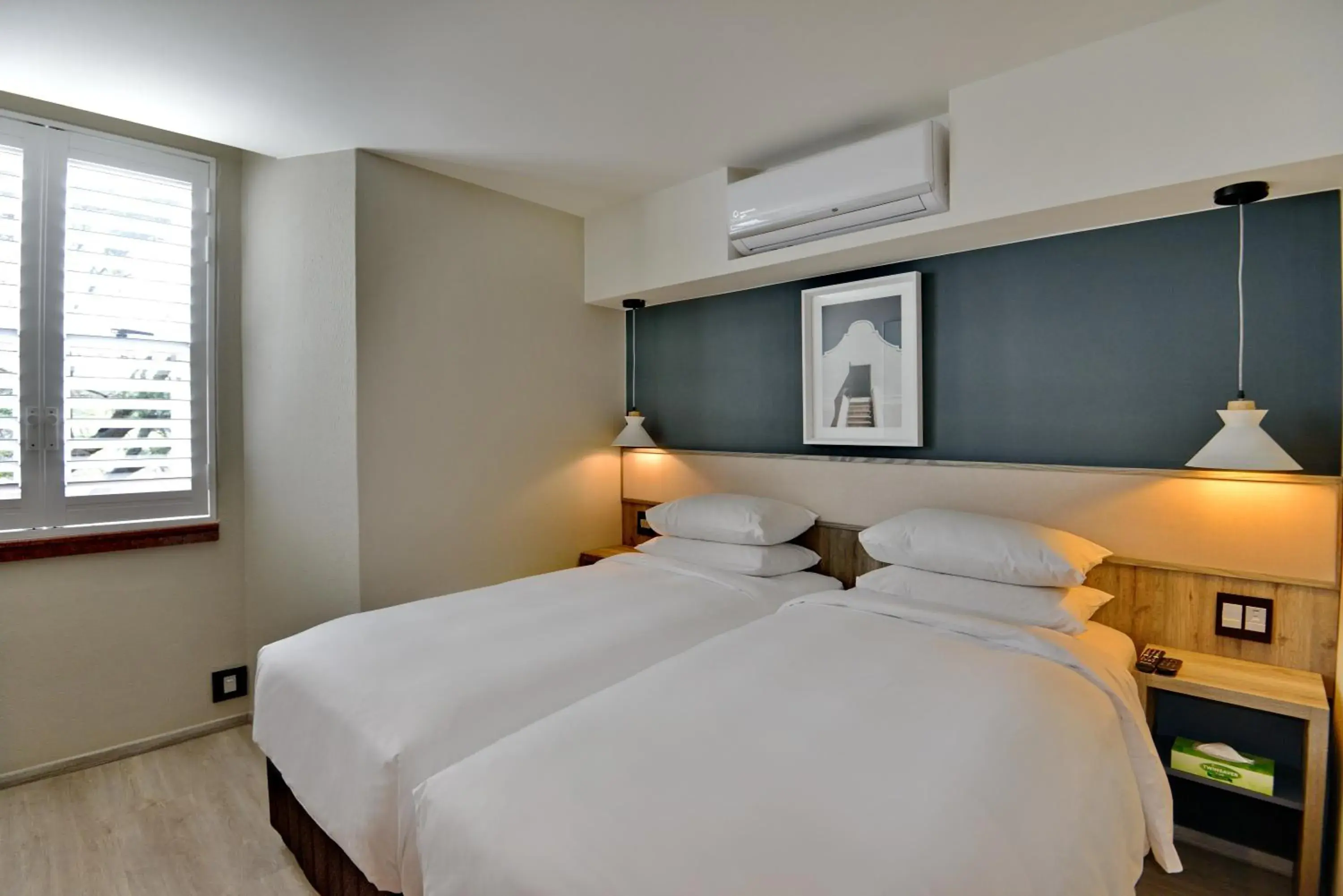 Bedroom, Bed in Town Lodge Bellville Bedroom, Bed in Town Lodge Bellville