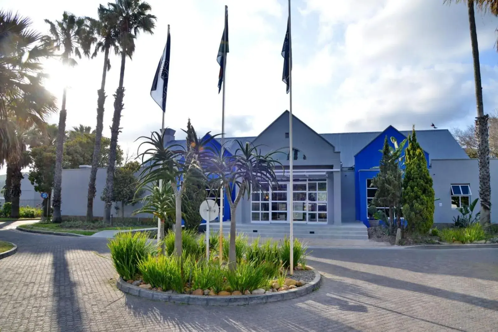 Property building in Town Lodge Bellville Property building in Town Lodge Bellville