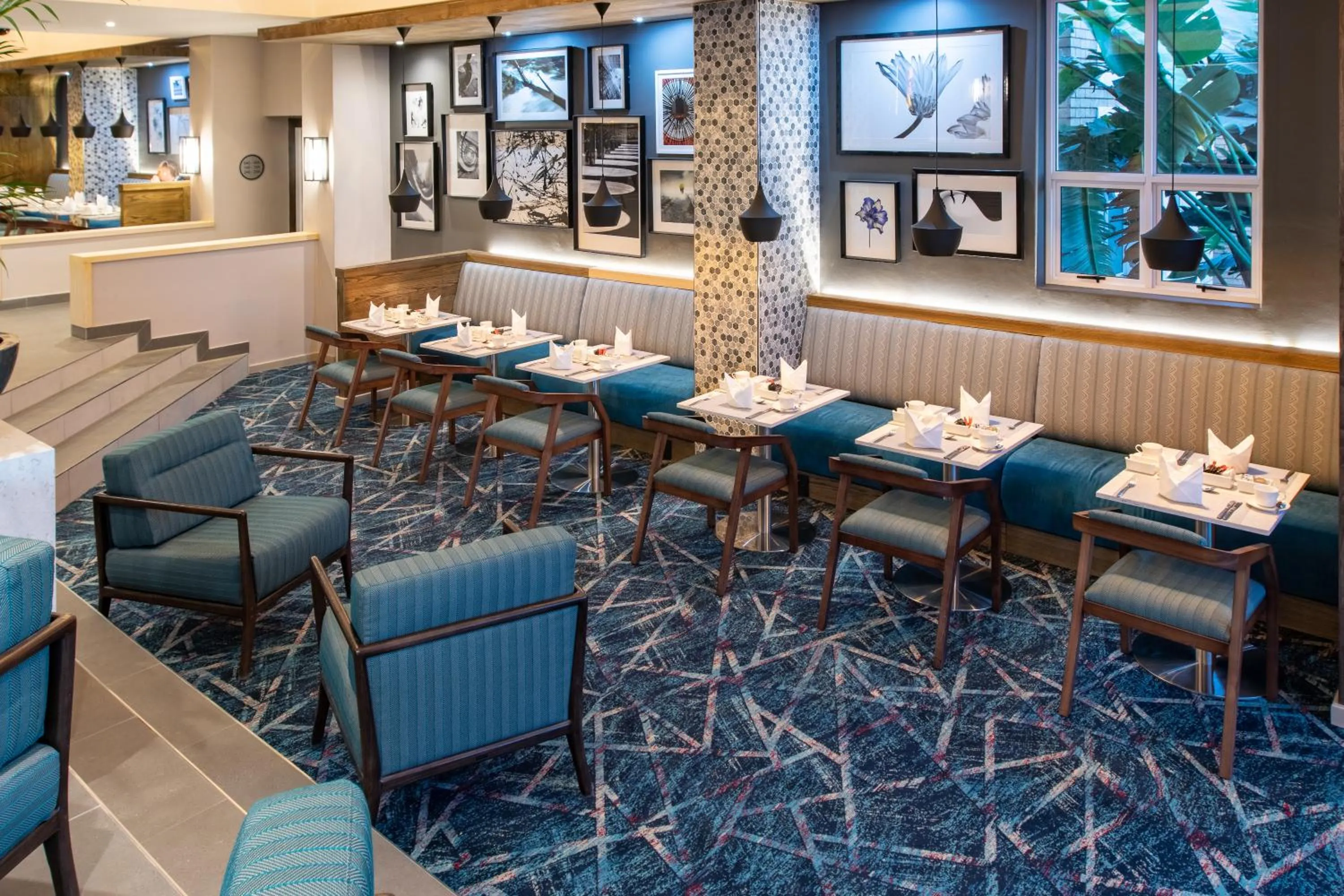 Restaurant/places to eat in Town Lodge Johannesburg Airport