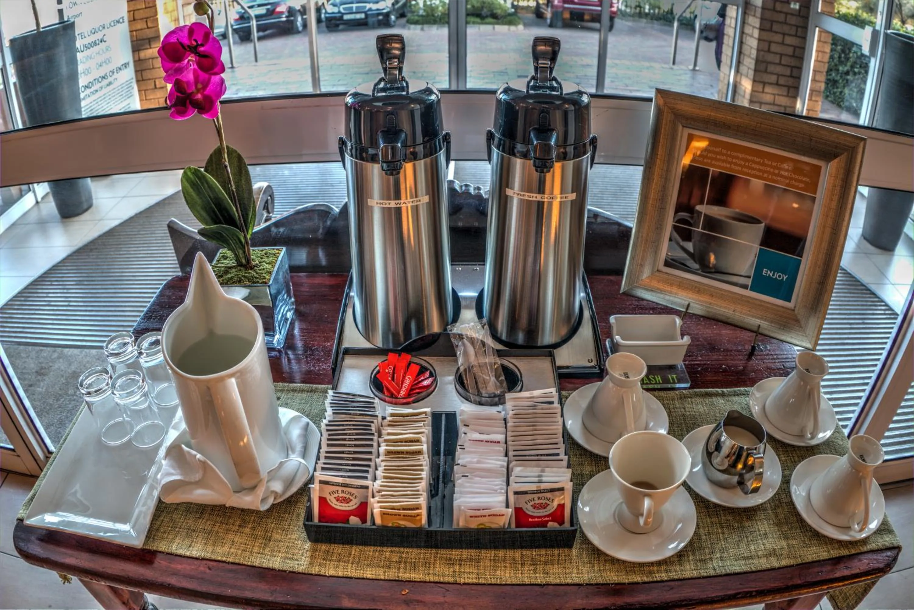 Coffee/tea facilities in Town Lodge Johannesburg Airport