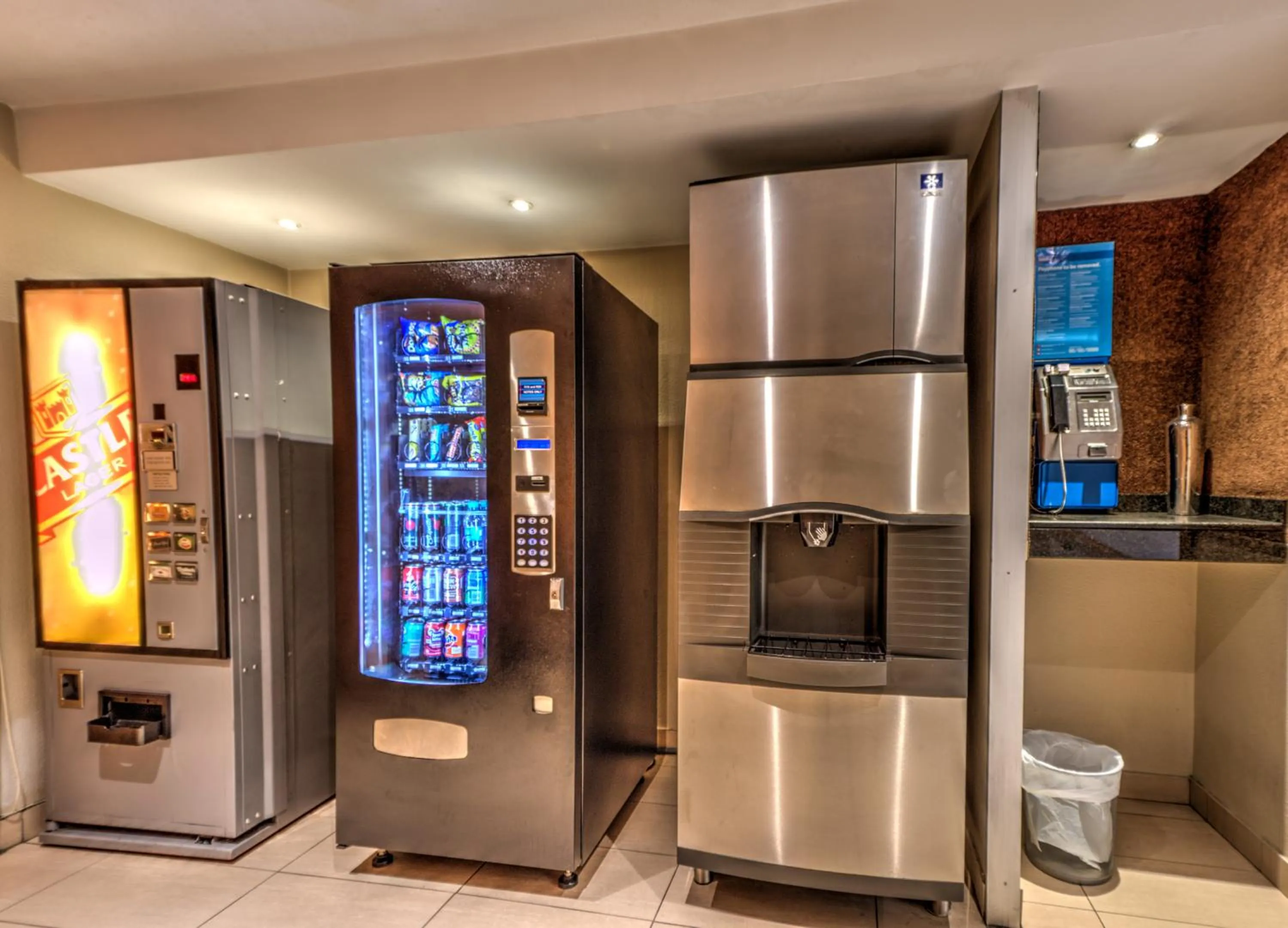 On-site shops in Town Lodge Johannesburg Airport