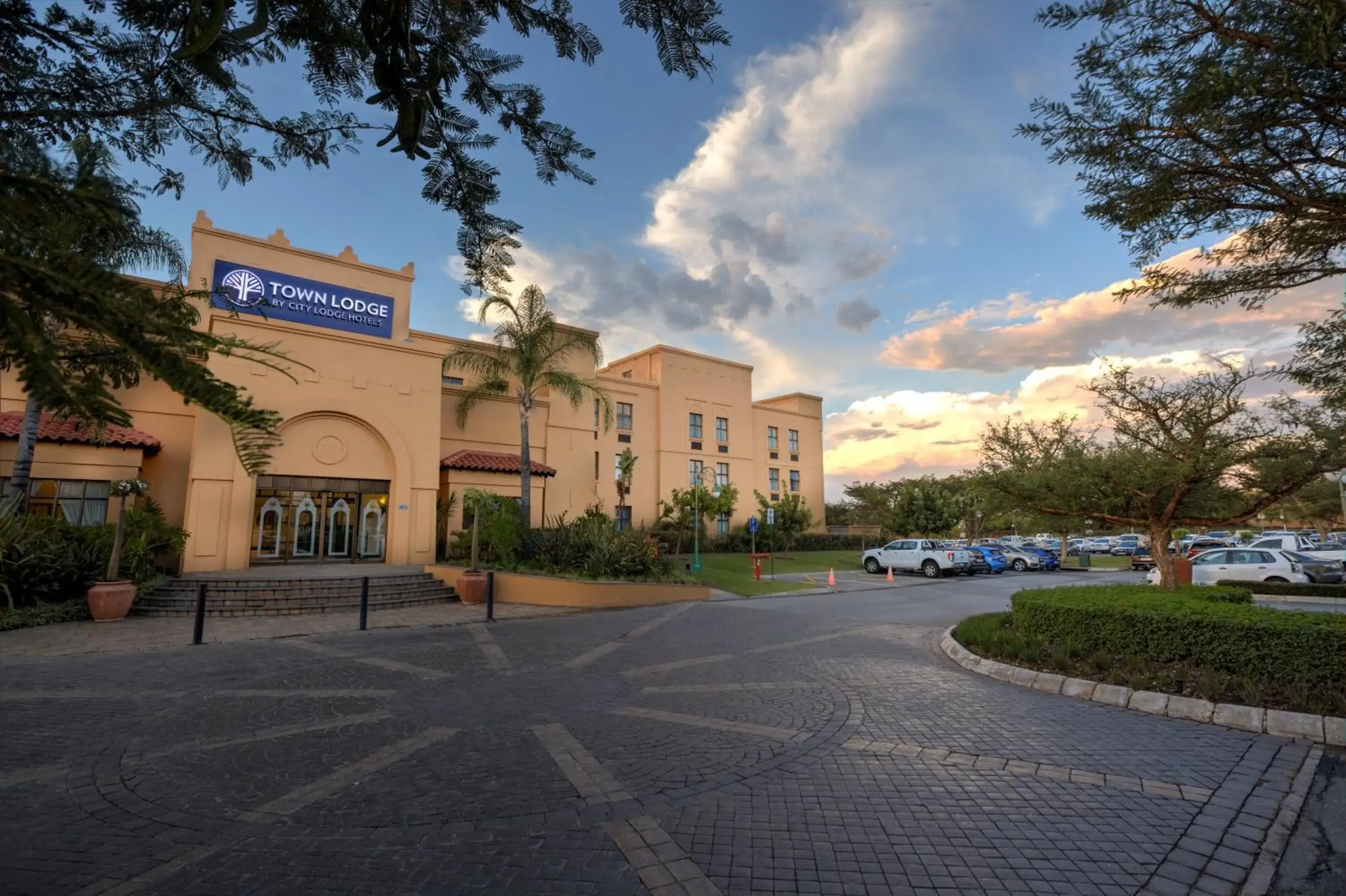 Property building in Town Lodge Polokwane Property building in Town Lodge Polokwane