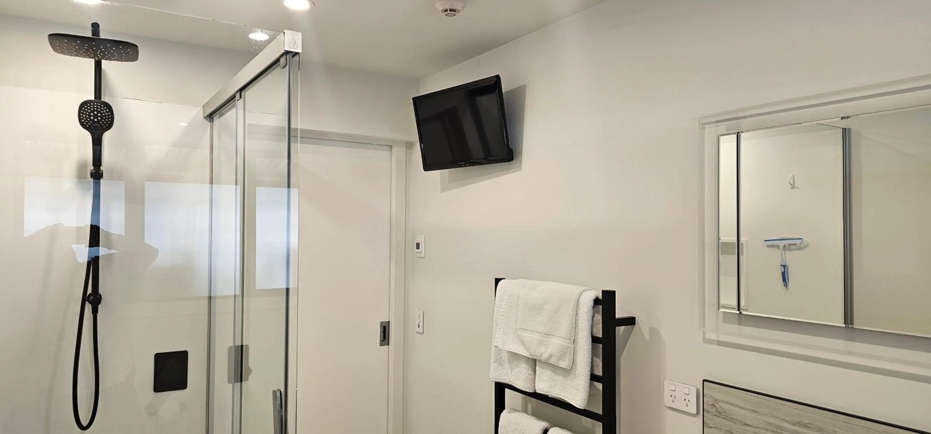 Lakefront Lodge Taupo