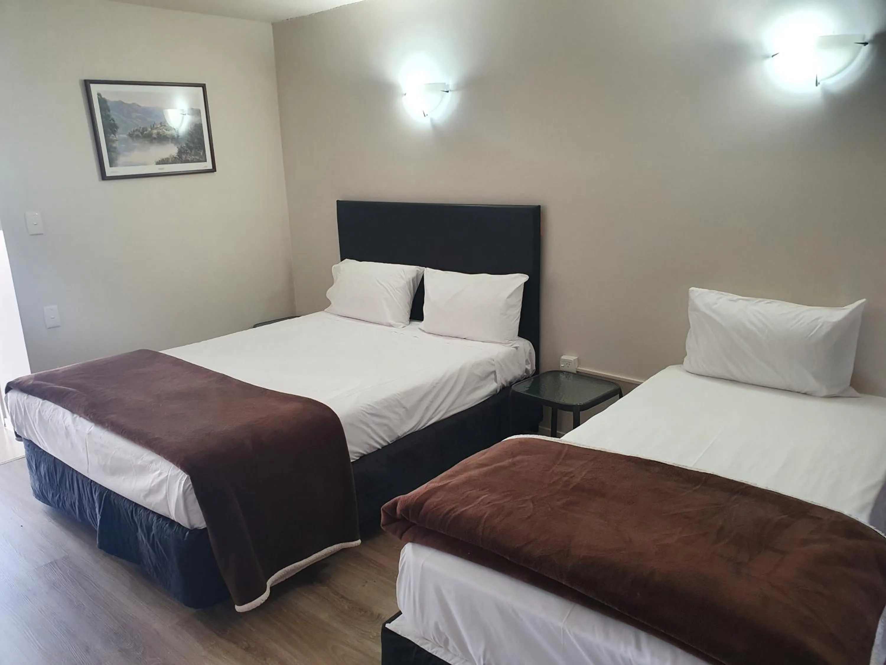 Bed in Ascot Epsom Motel