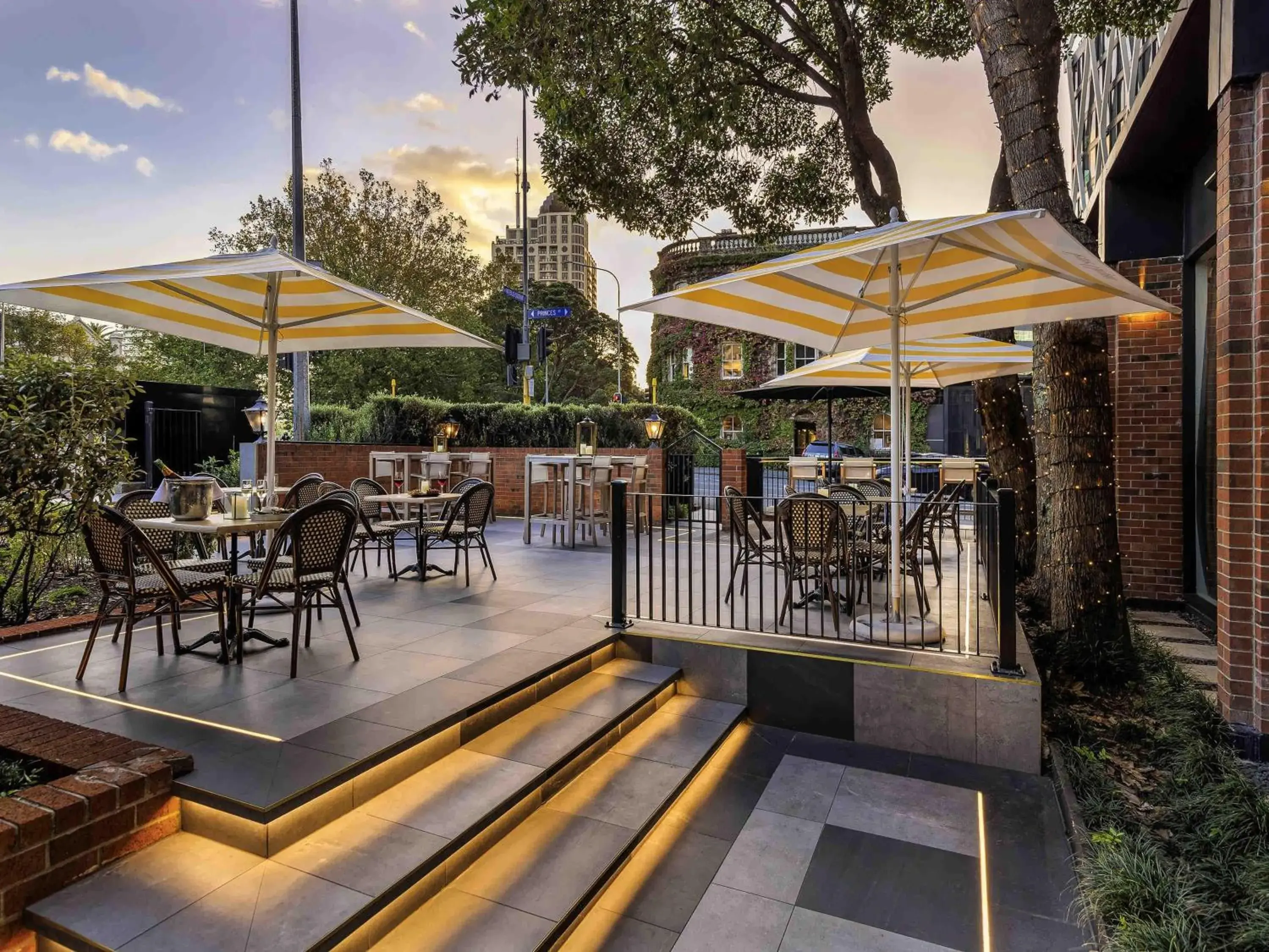 Restaurant/places to eat in Pullman Auckland Hotel & Apartments Restaurant/places to eat in Pullman Auckland Hotel & Apartments