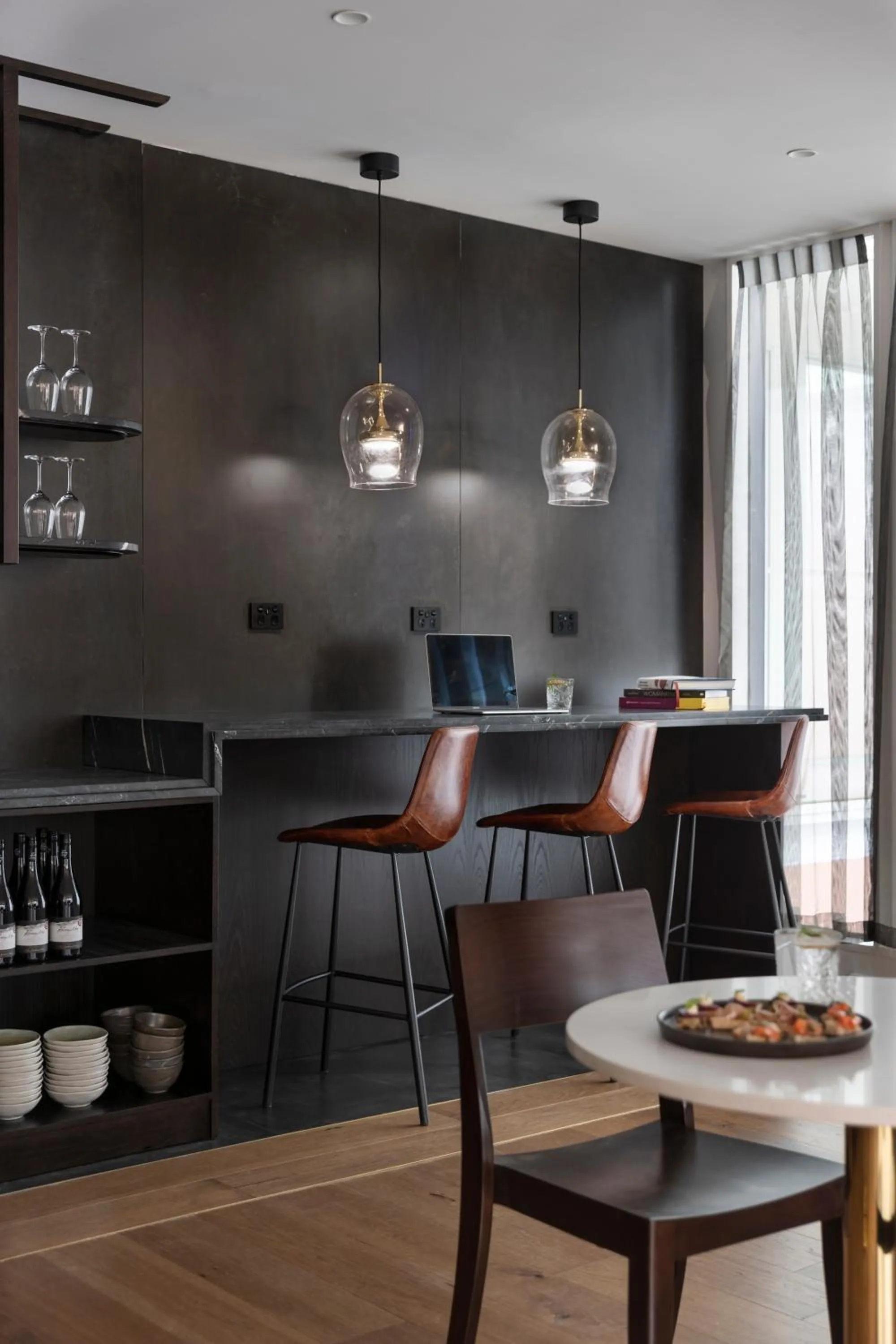 Lounge or bar in Pullman Auckland Hotel & Apartments