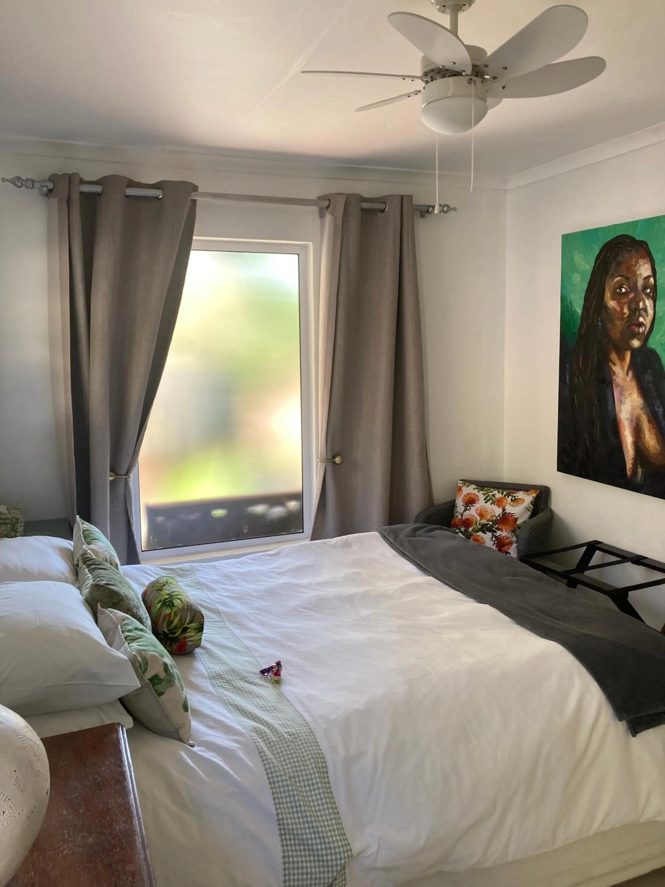 Bedroom, Bed in Constantia Lazy River