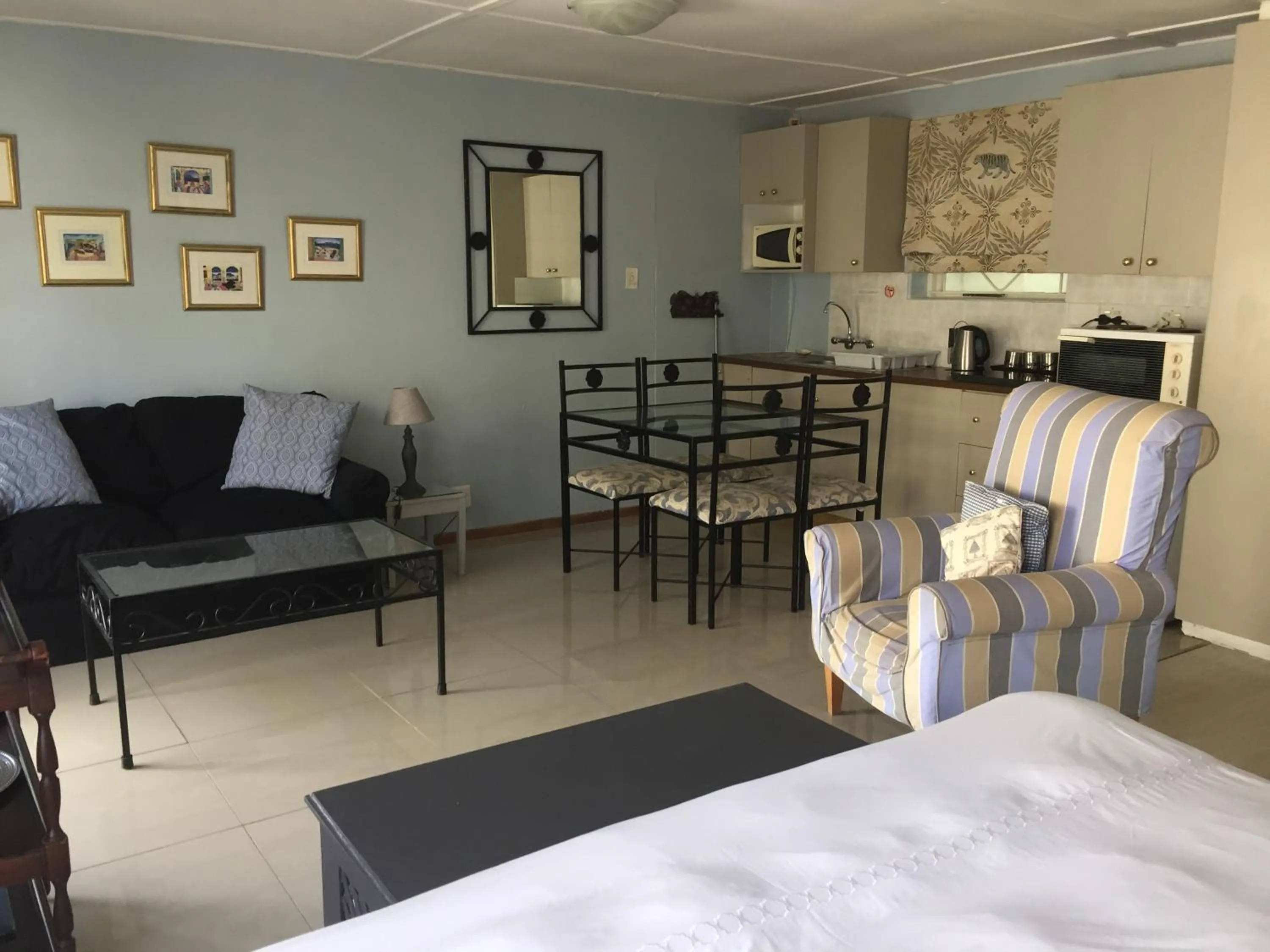 Bed in Constantia Lazy River