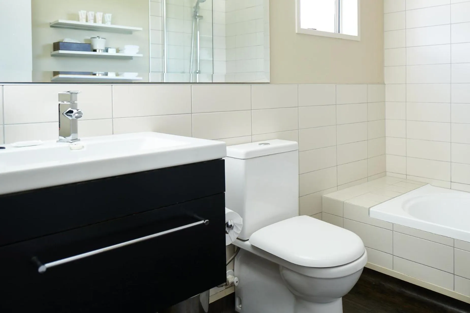 Bathroom in The Dairy Hotel Queenstown, A Naumi Chapter