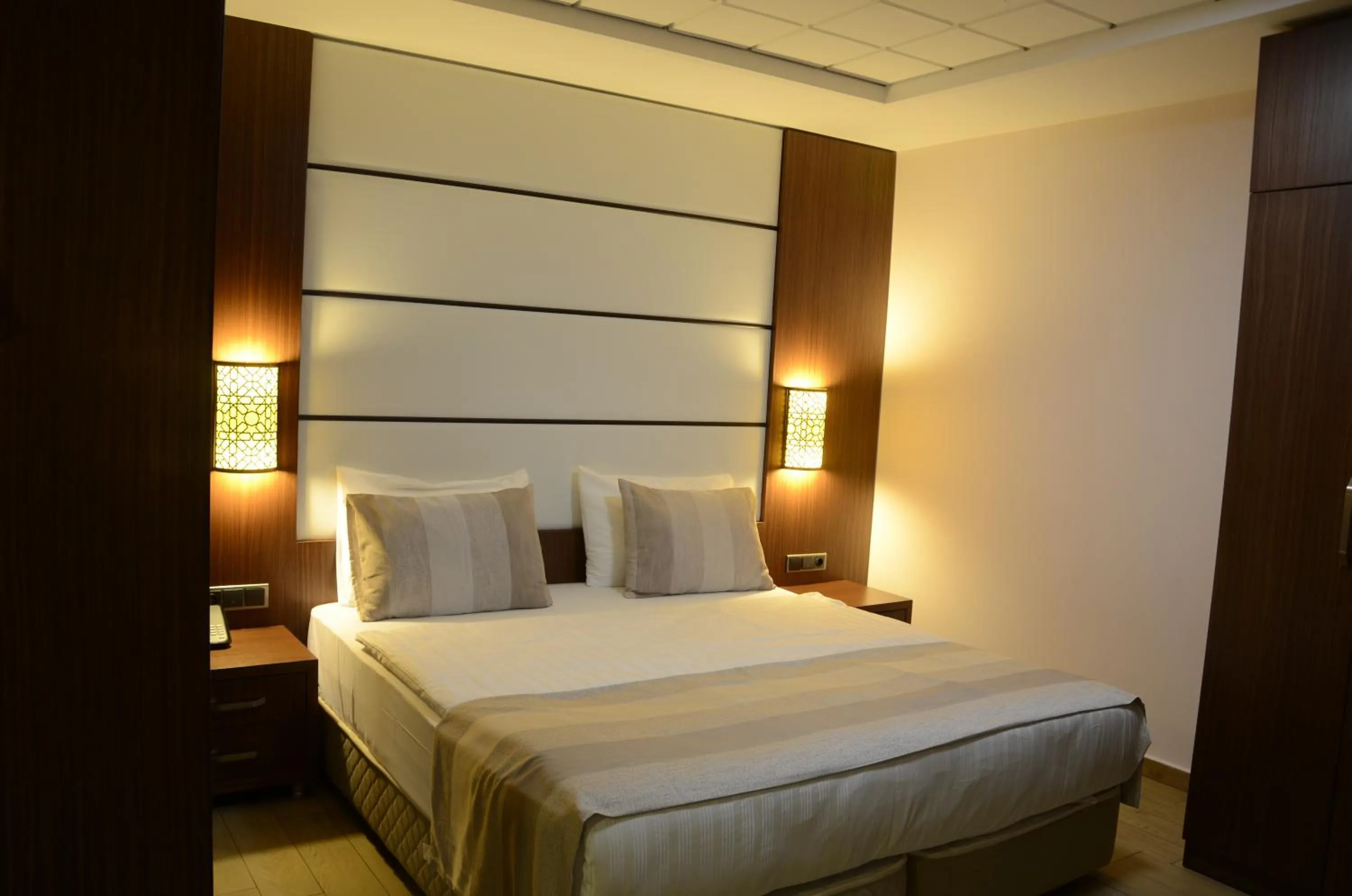 Bed in Safa Royal Museum Hotel