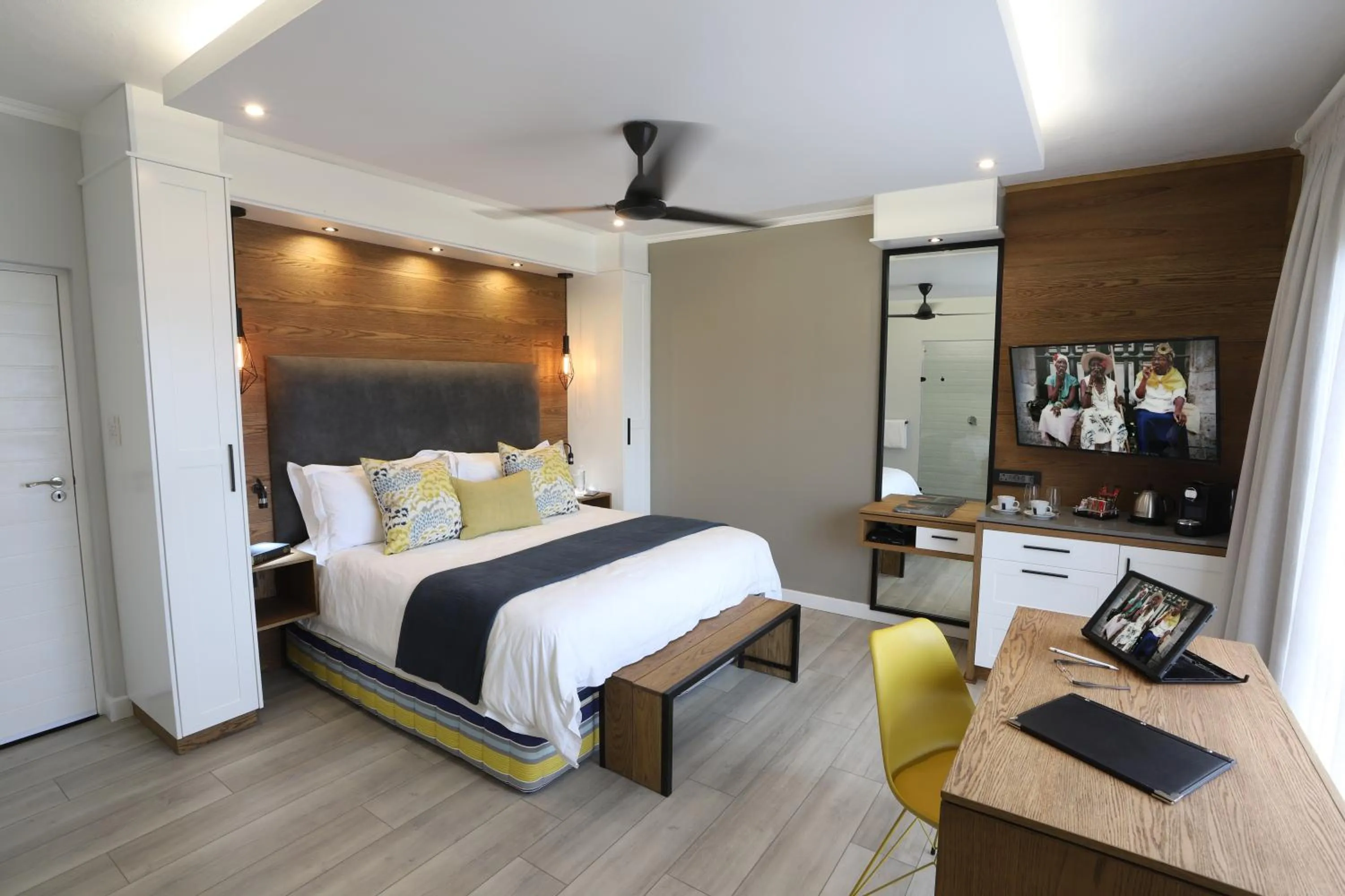 Bedroom, Bed in Lavender Moon Guest House