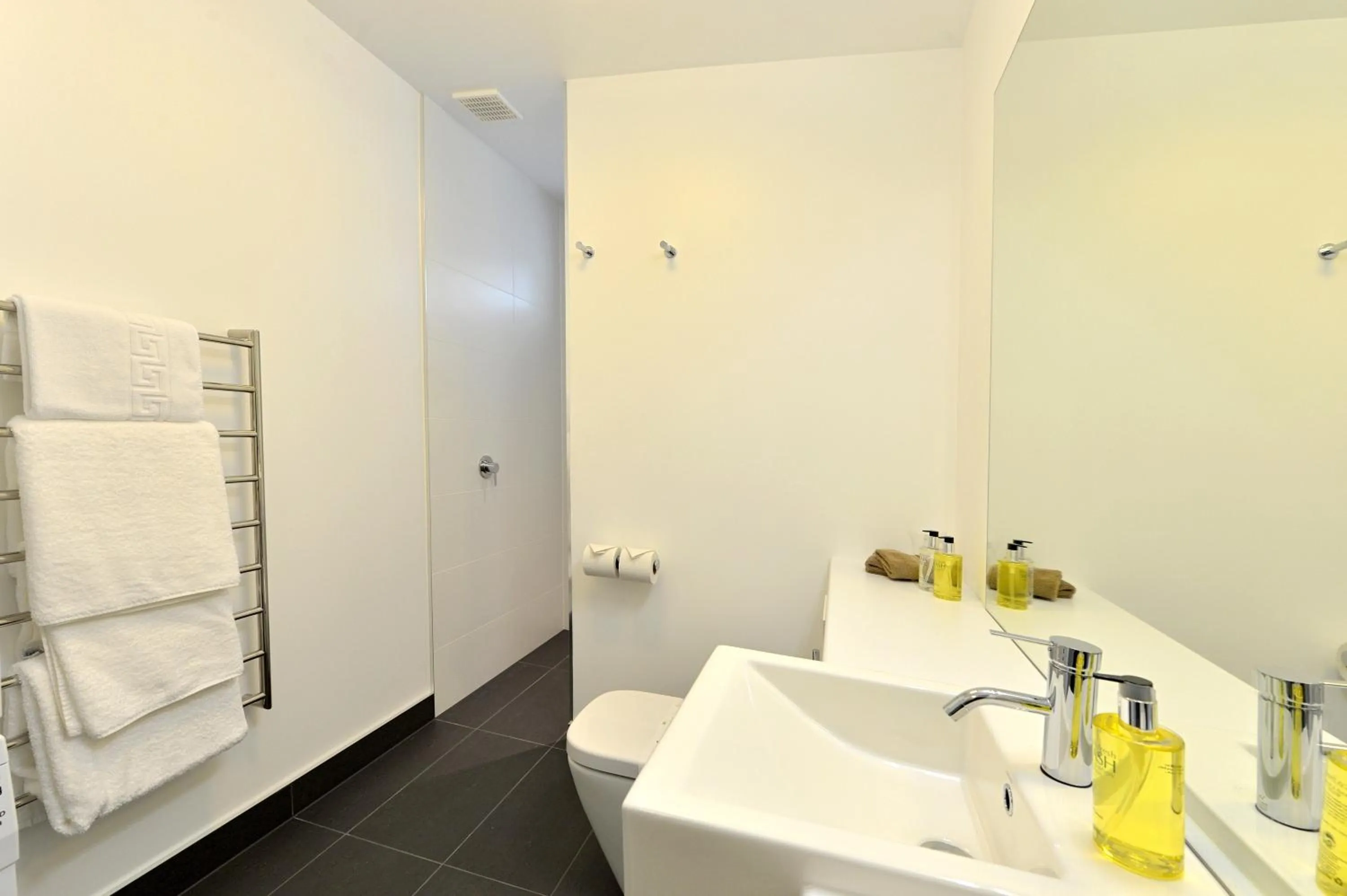 Bathroom in Kerikeri Homestead Motel & Apartments