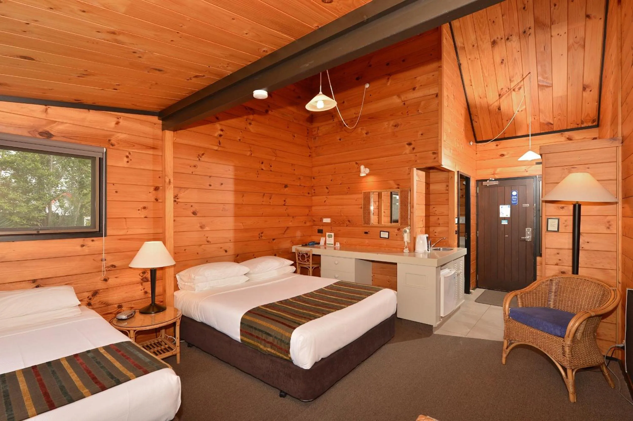 Photo of the whole room, Bed in Kerikeri Homestead Motel & Apartments