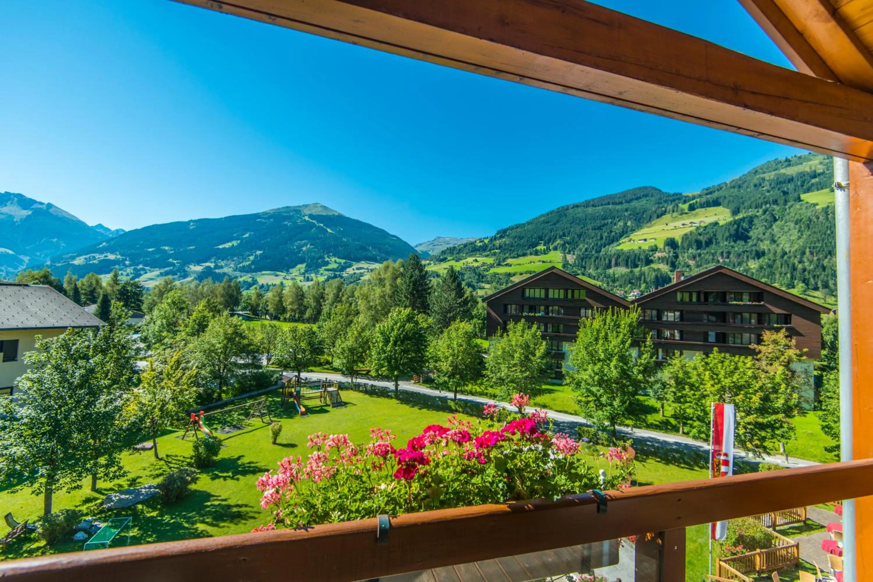 Property building in Hotel Das Gastein - ganzjährig inklusive Alpentherme Gastein & Sommersaison inklusive Gasteiner Bergbahnen