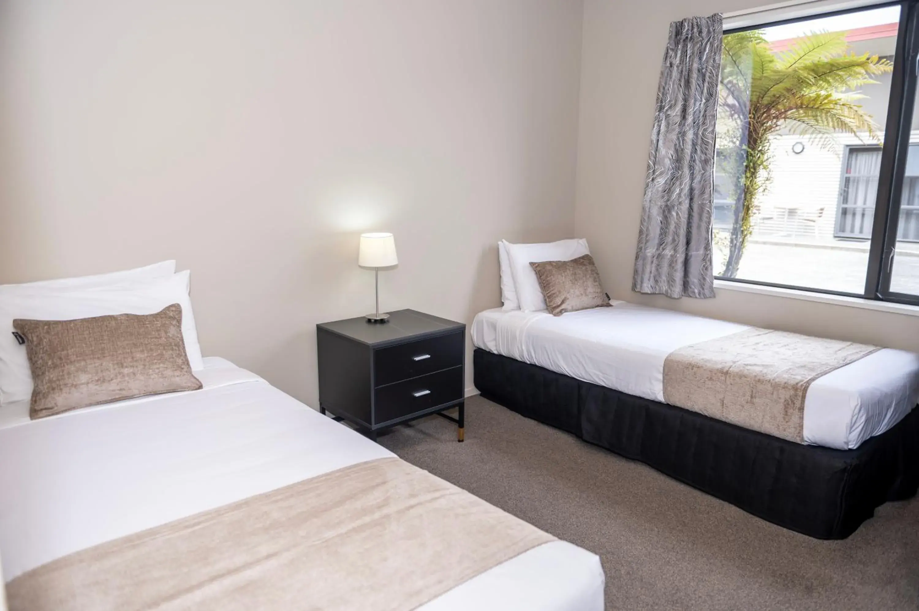 Bedroom, Bed in 58 On Cron Motel Bedroom, Bed in 58 On Cron Motel