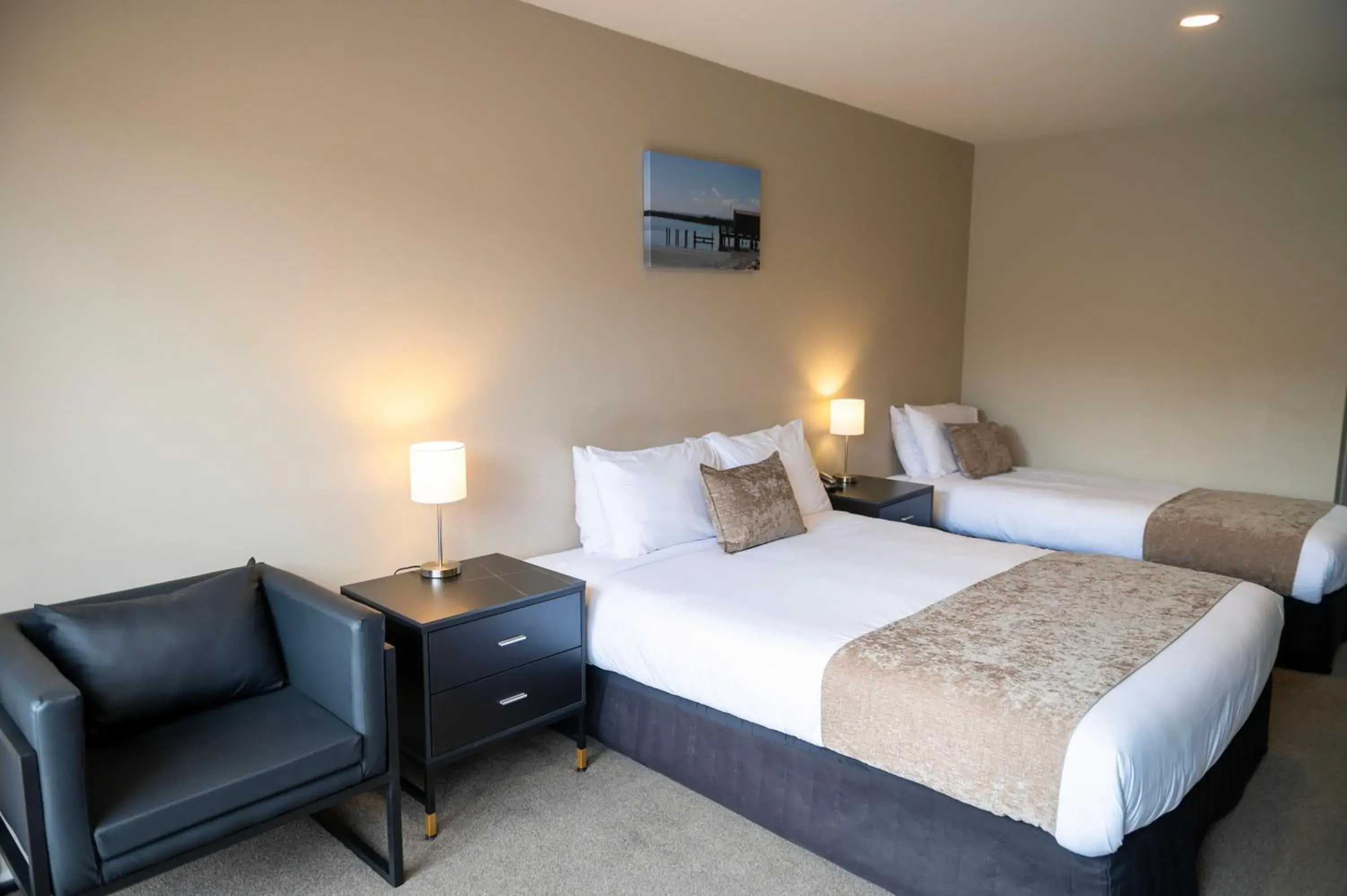 Photo of the whole room, Bed in 58 On Cron Motel Photo of the whole room, Bed in 58 On Cron Motel