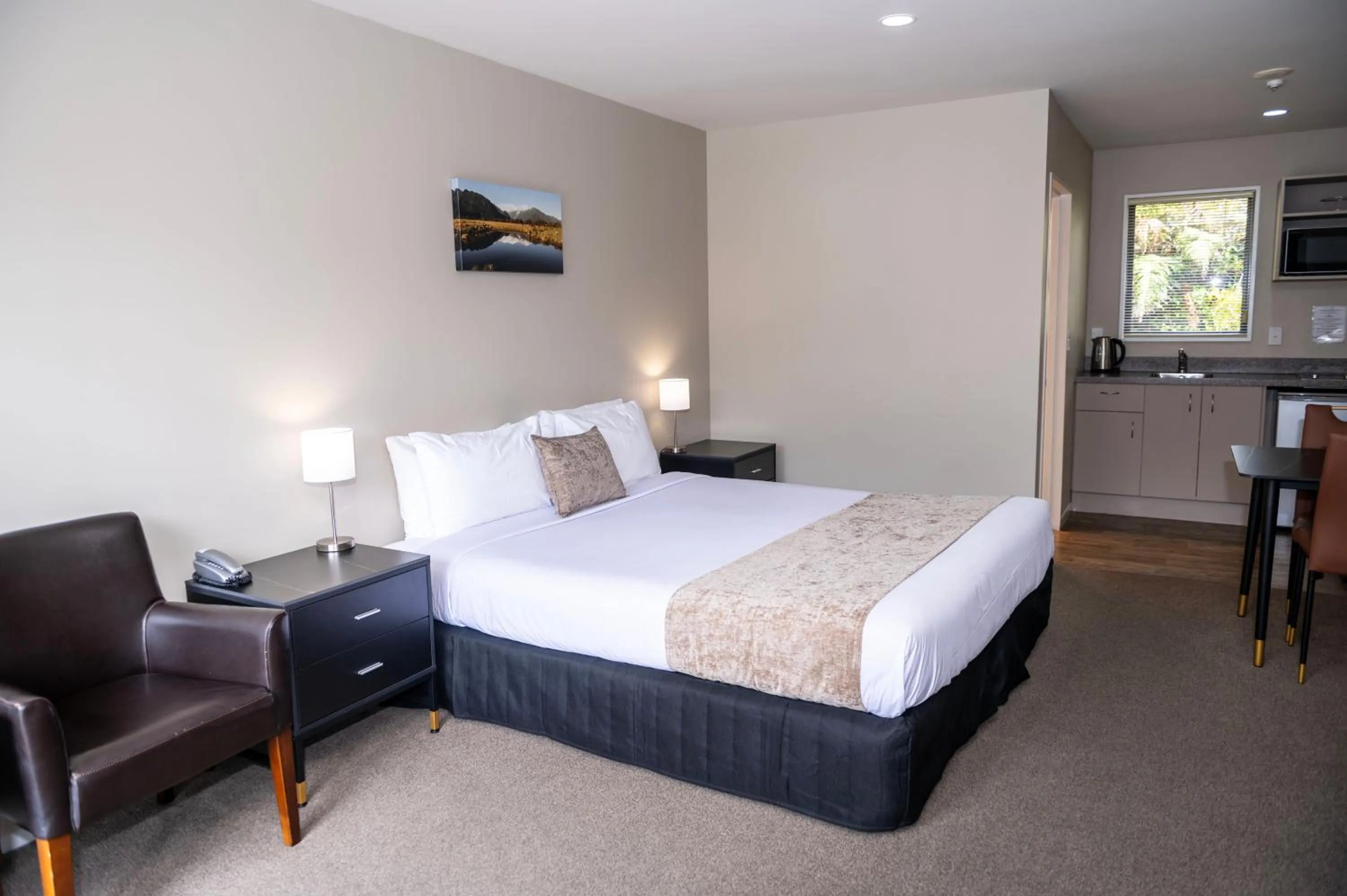 Bedroom, Bed in 58 On Cron Motel