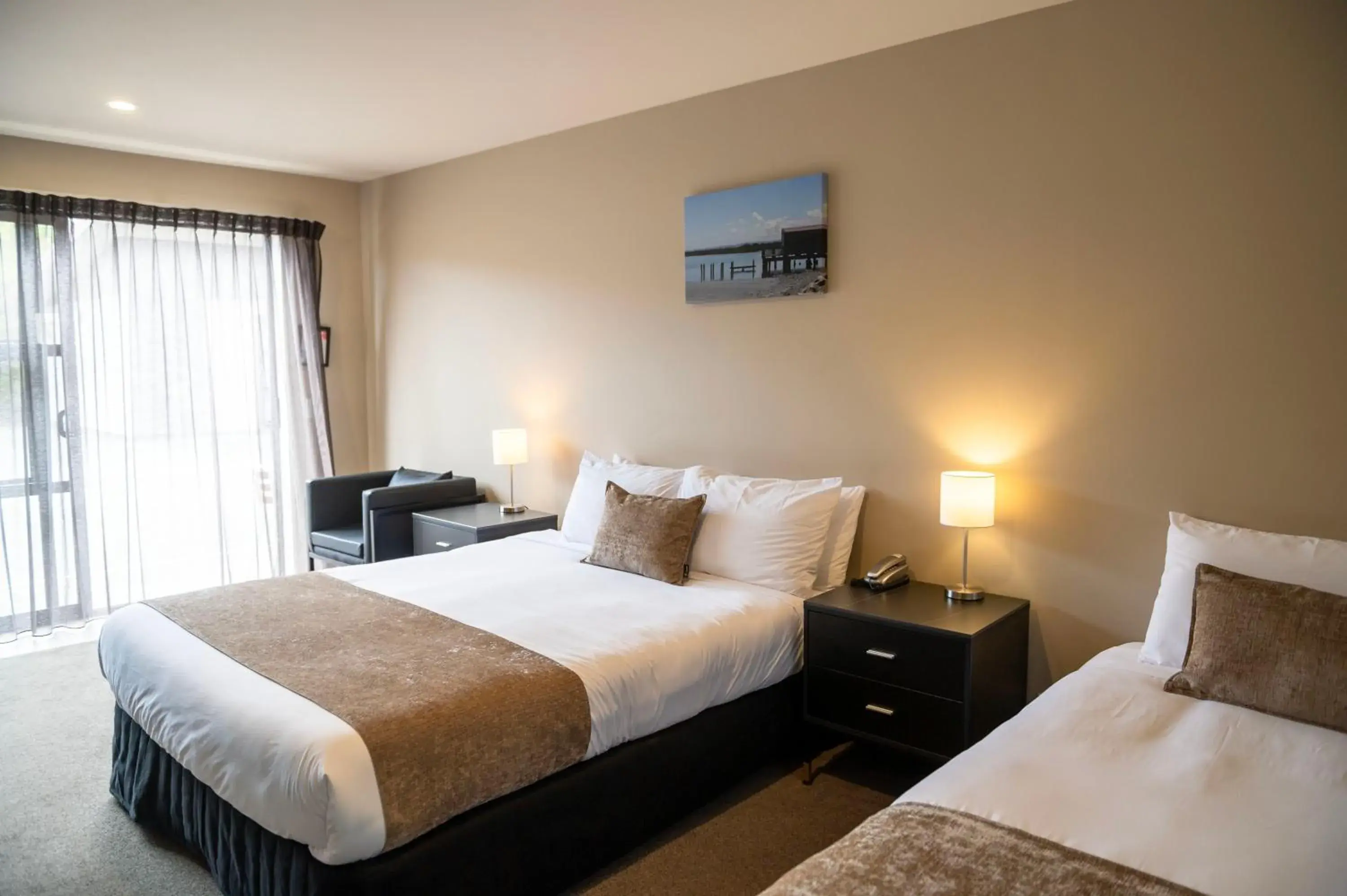 Photo of the whole room, Bed in 58 On Cron Motel Photo of the whole room, Bed in 58 On Cron Motel