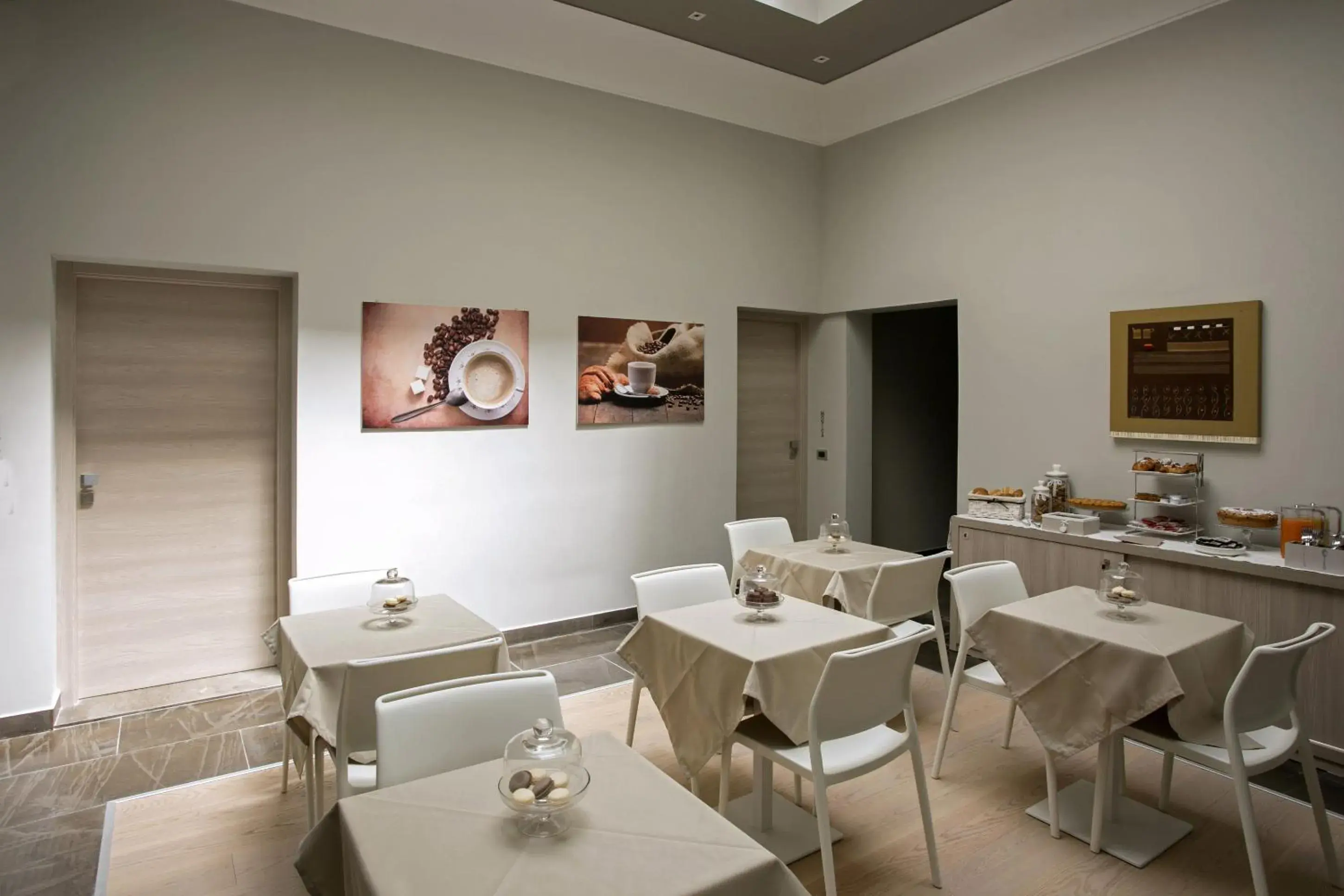 Restaurant/places to eat in Map holiday residence Restaurant/places to eat in Map holiday residence