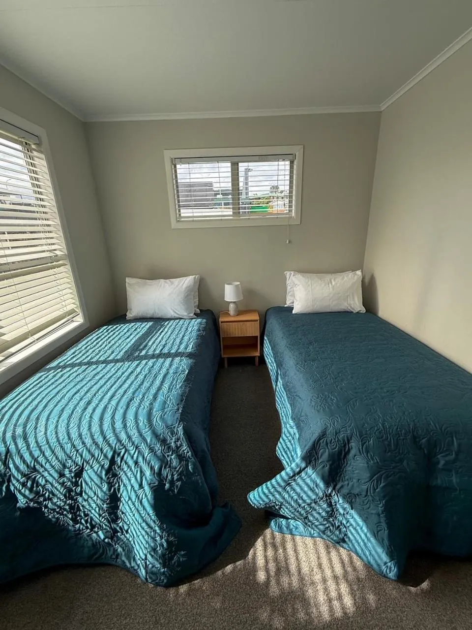 Bedroom, Bed in Raglan Sunset Motel and Conference Venue