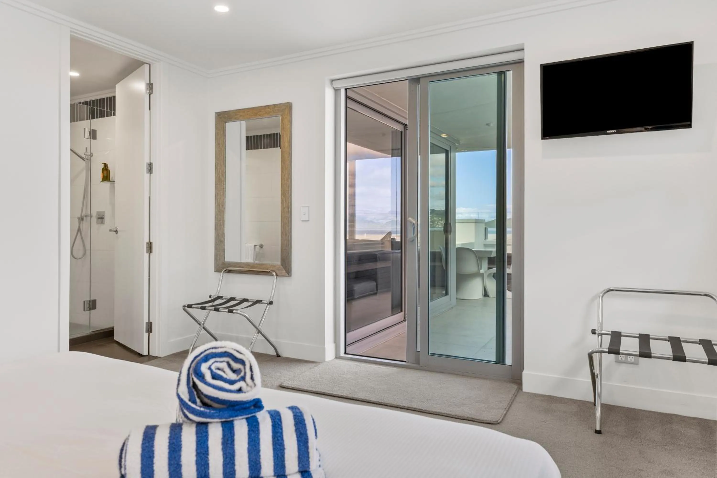 Bed in Sacred Waters Taupo